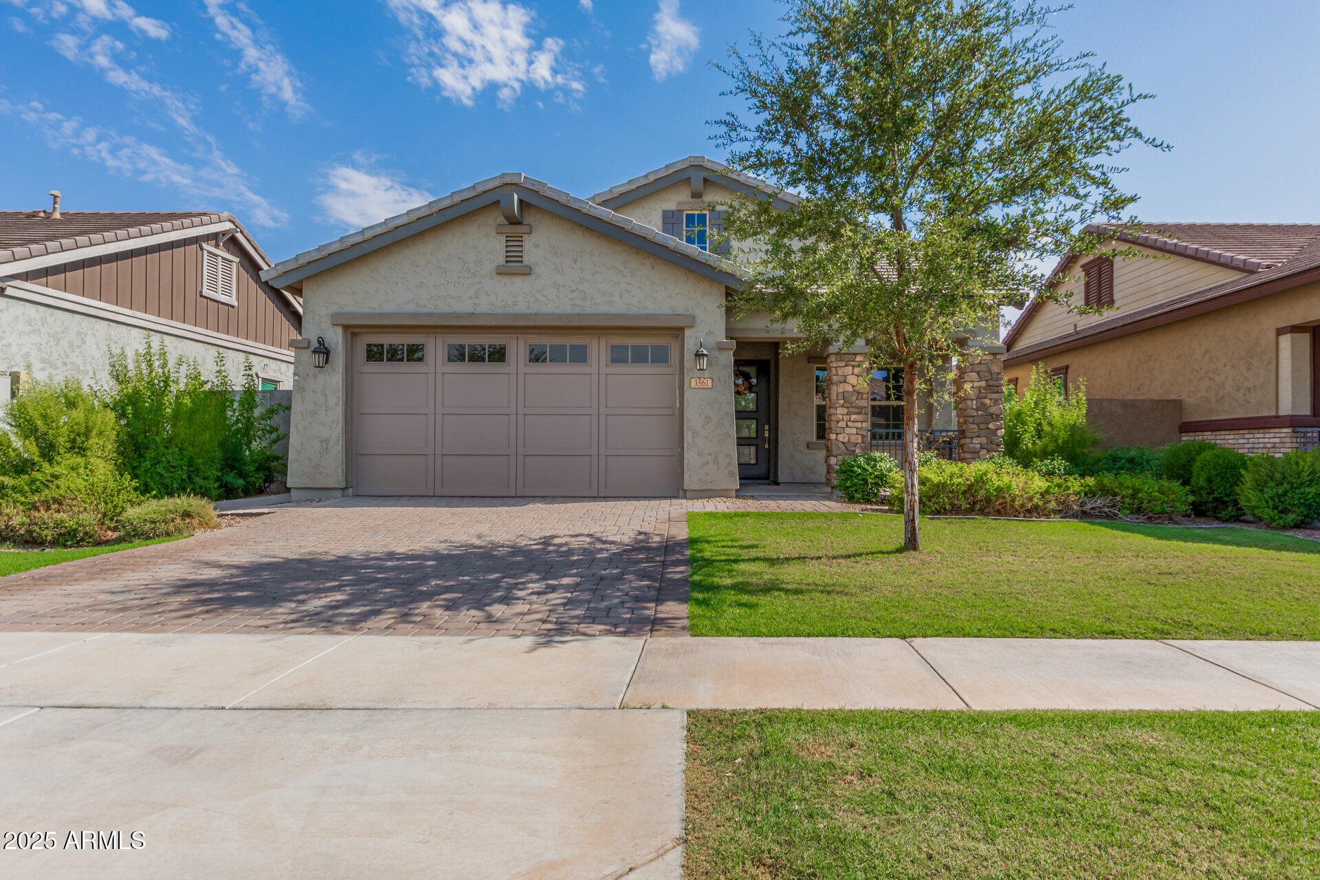 3561 E ARABIAN Drive