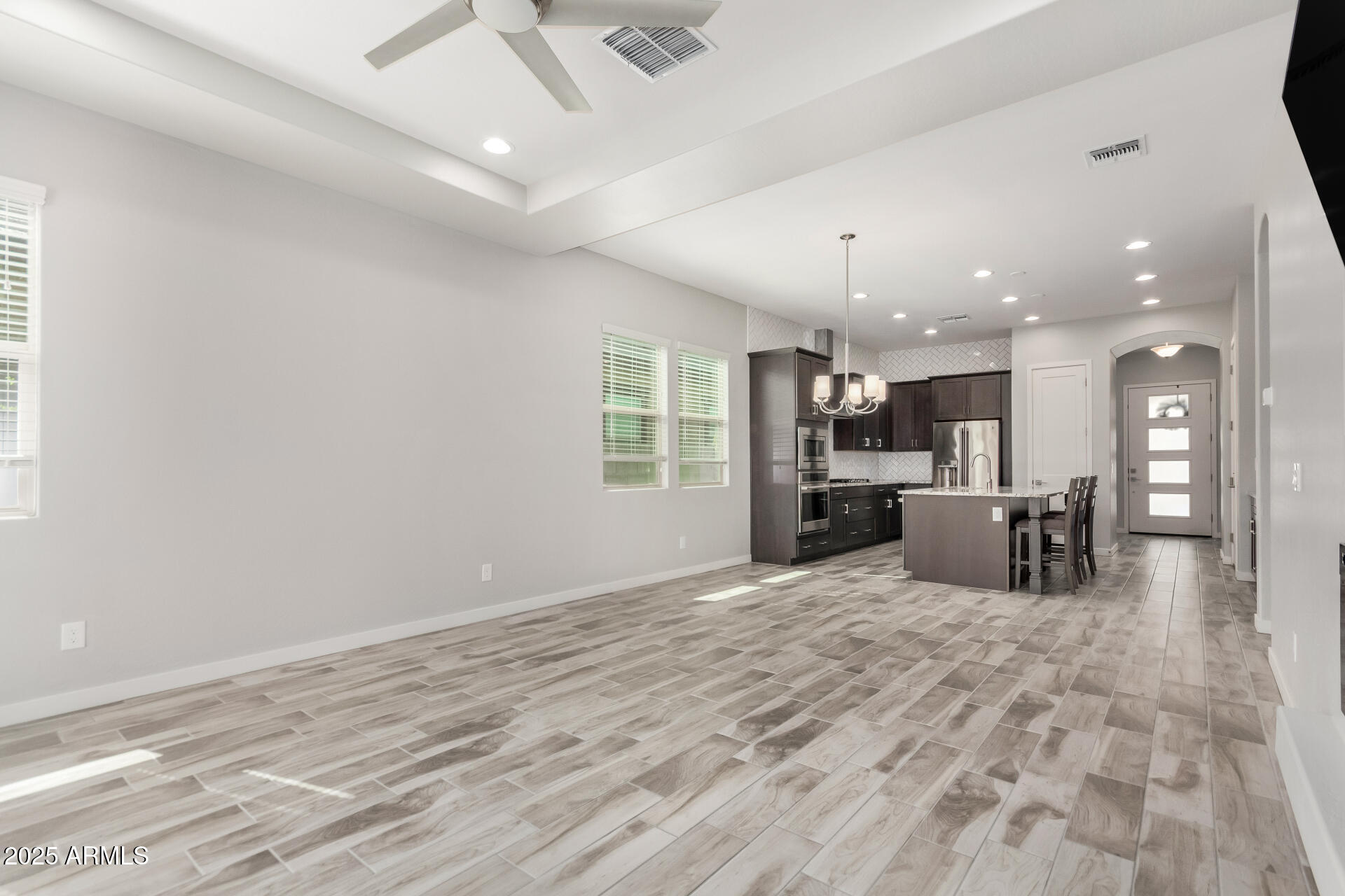 3561 E ARABIAN Drive