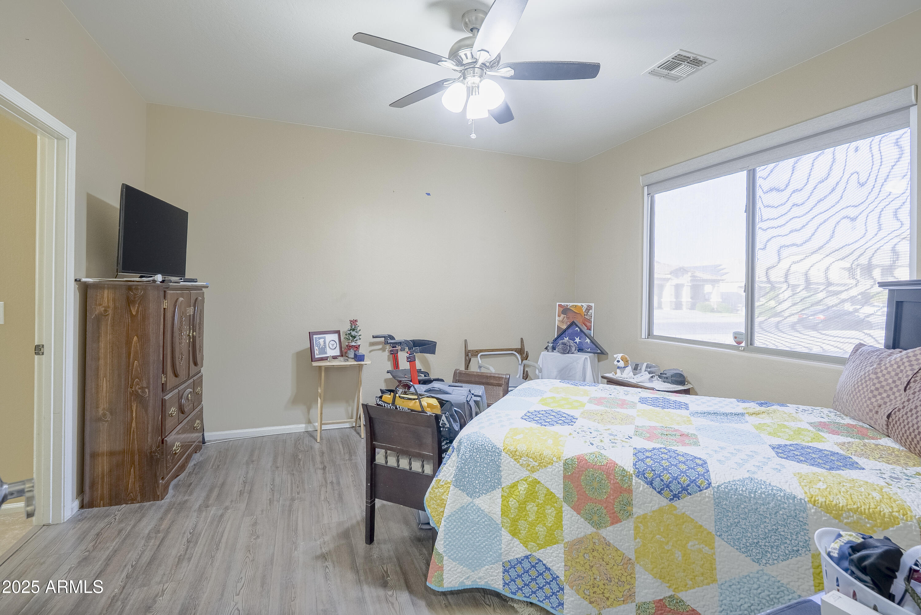 17528 W PERSHING Street