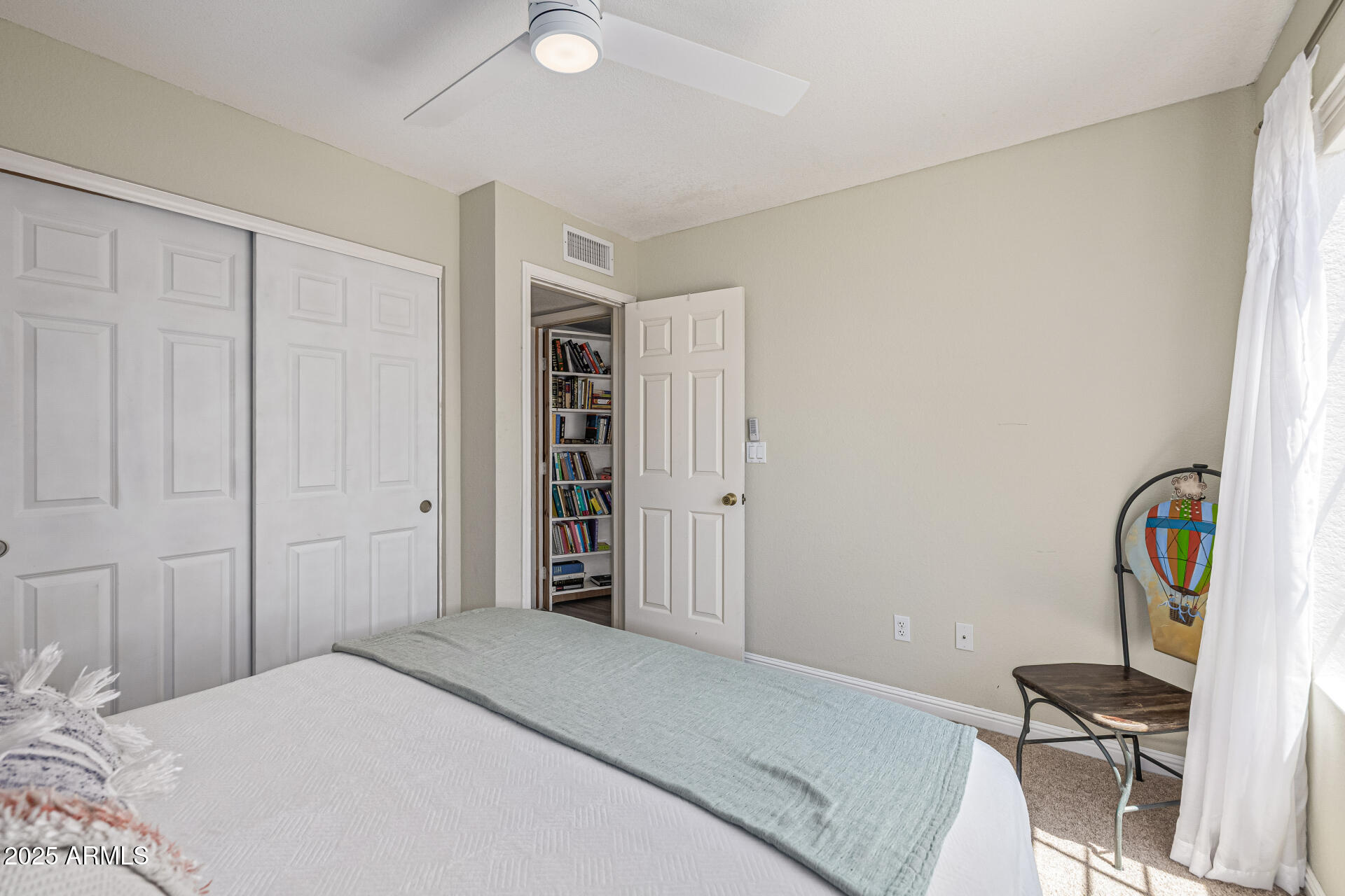 6636 E IVYGLEN Street