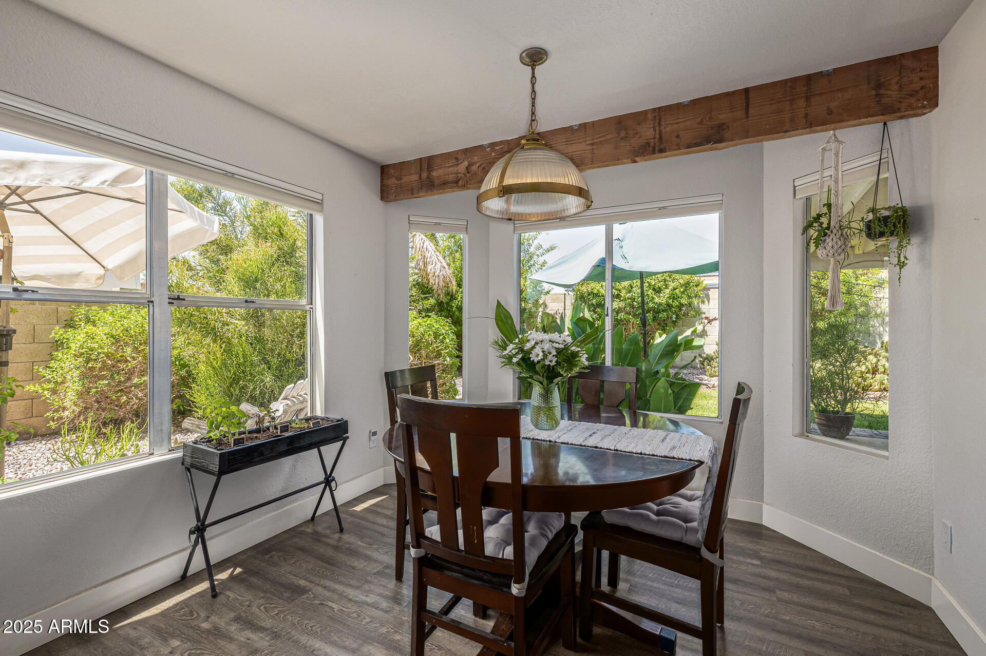 6636 E IVYGLEN Street