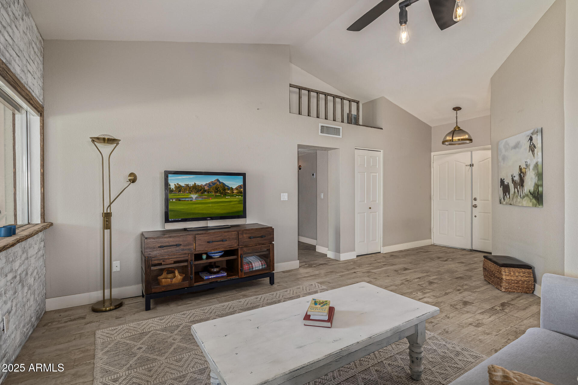 6636 E IVYGLEN Street