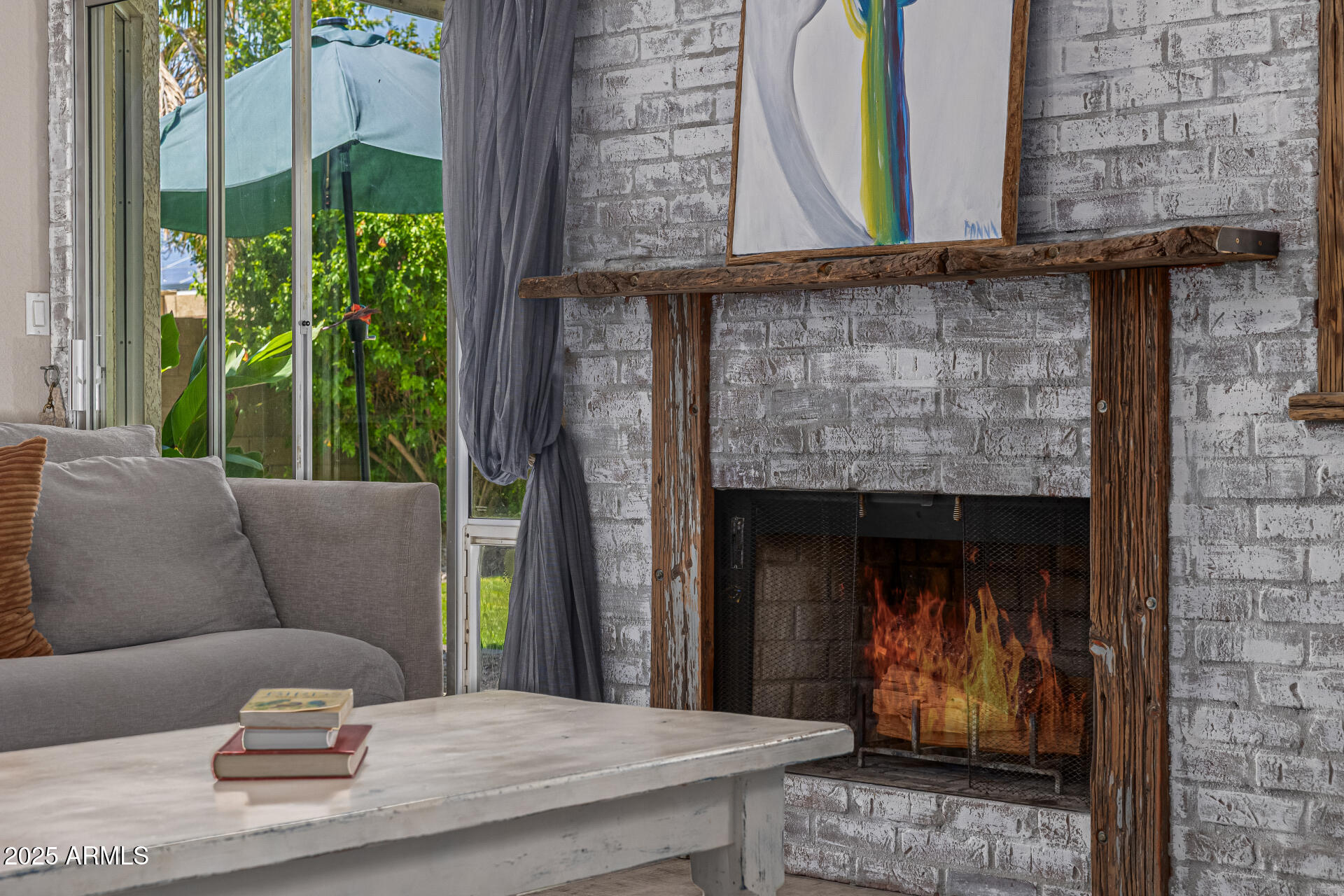 6636 E IVYGLEN Street