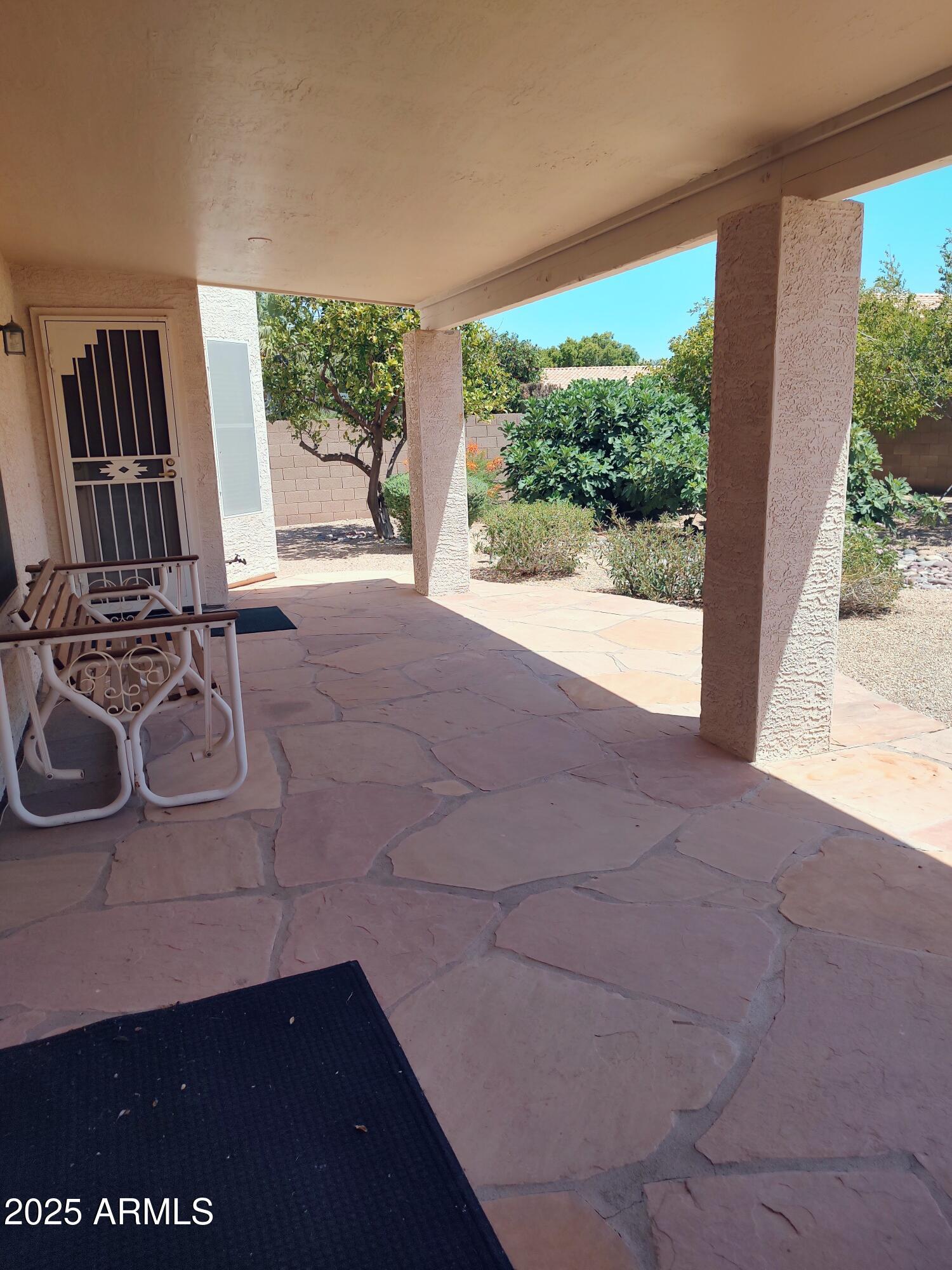 1365 W COURTNEY Lane