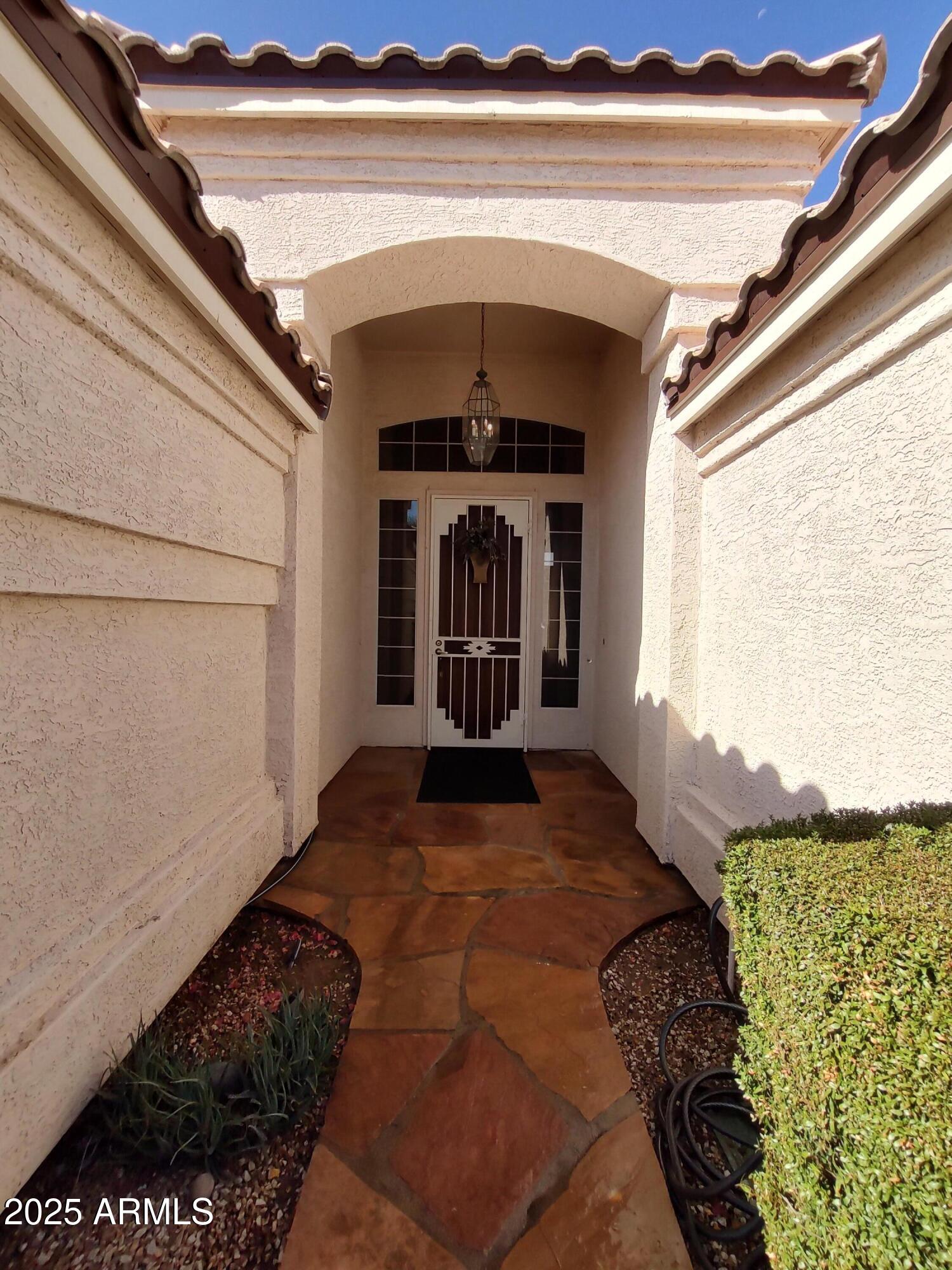 1365 W COURTNEY Lane