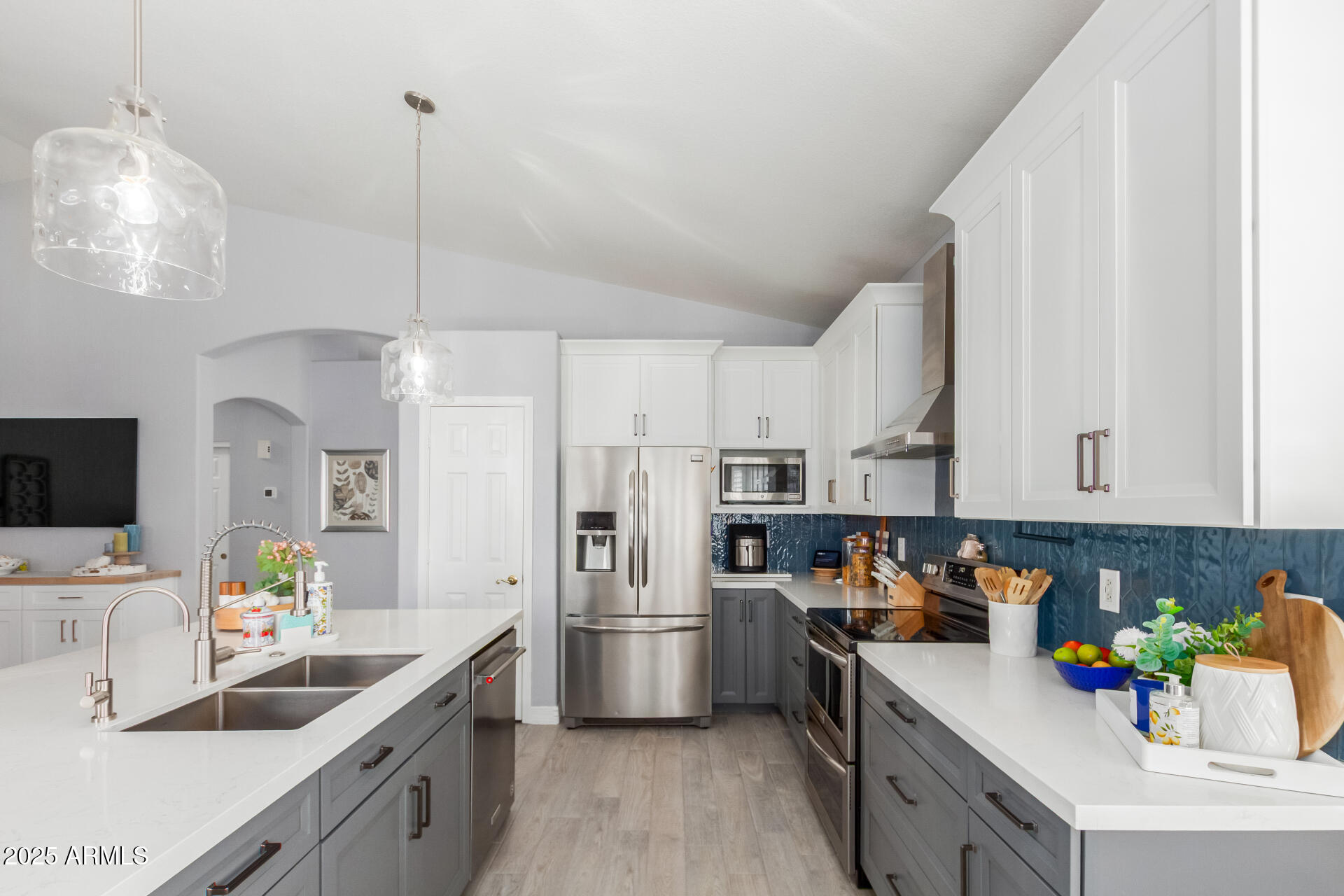 4445 E DESERT WIND Drive