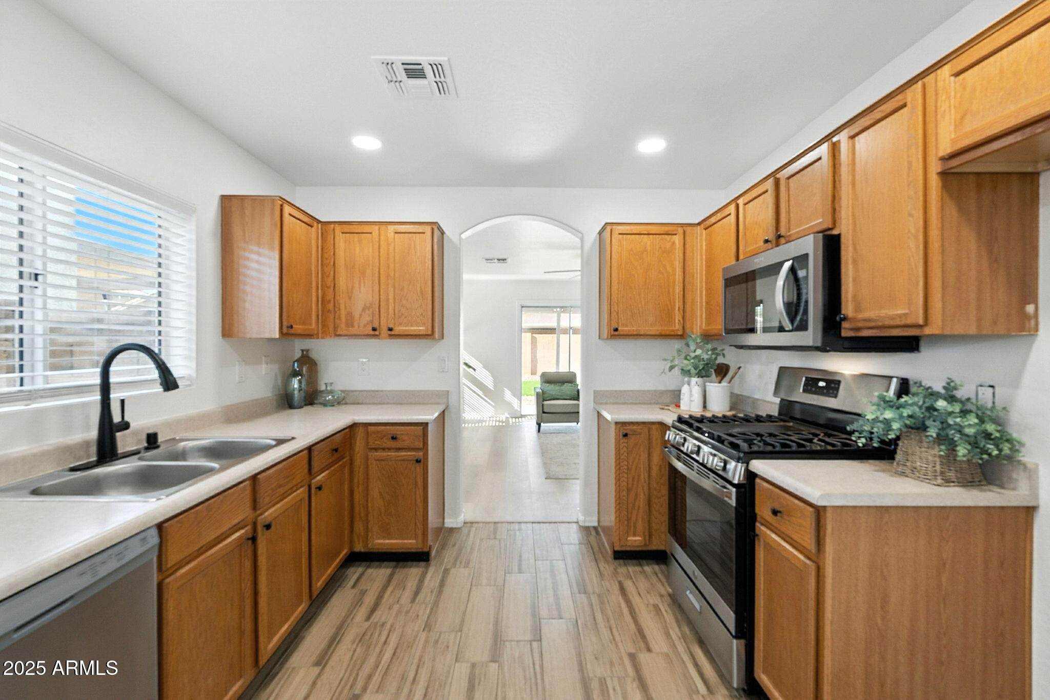 12532 W CHARTER OAK Road