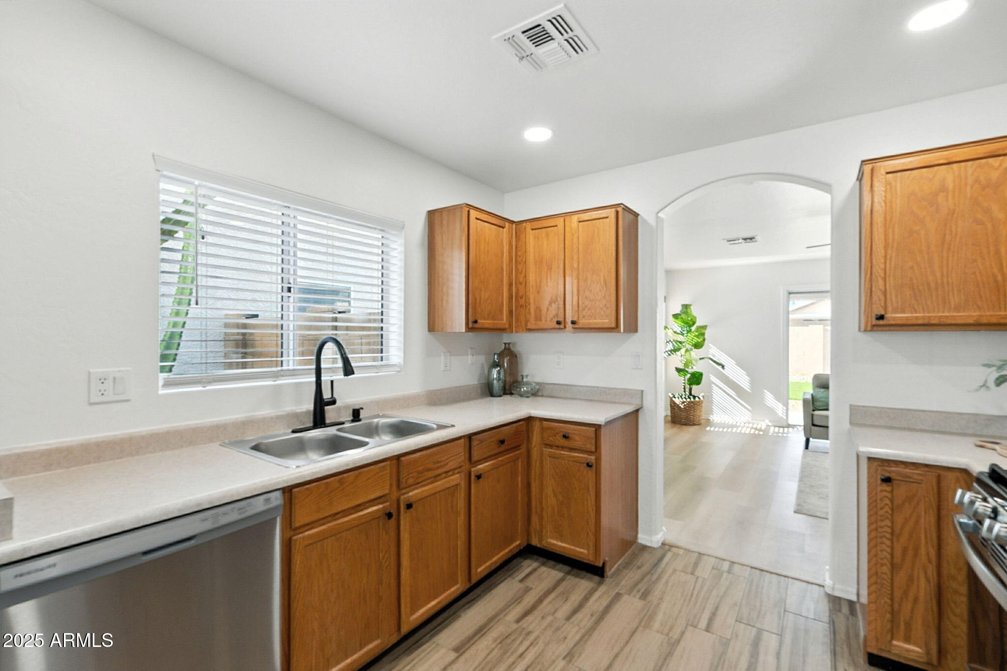 12532 W CHARTER OAK Road