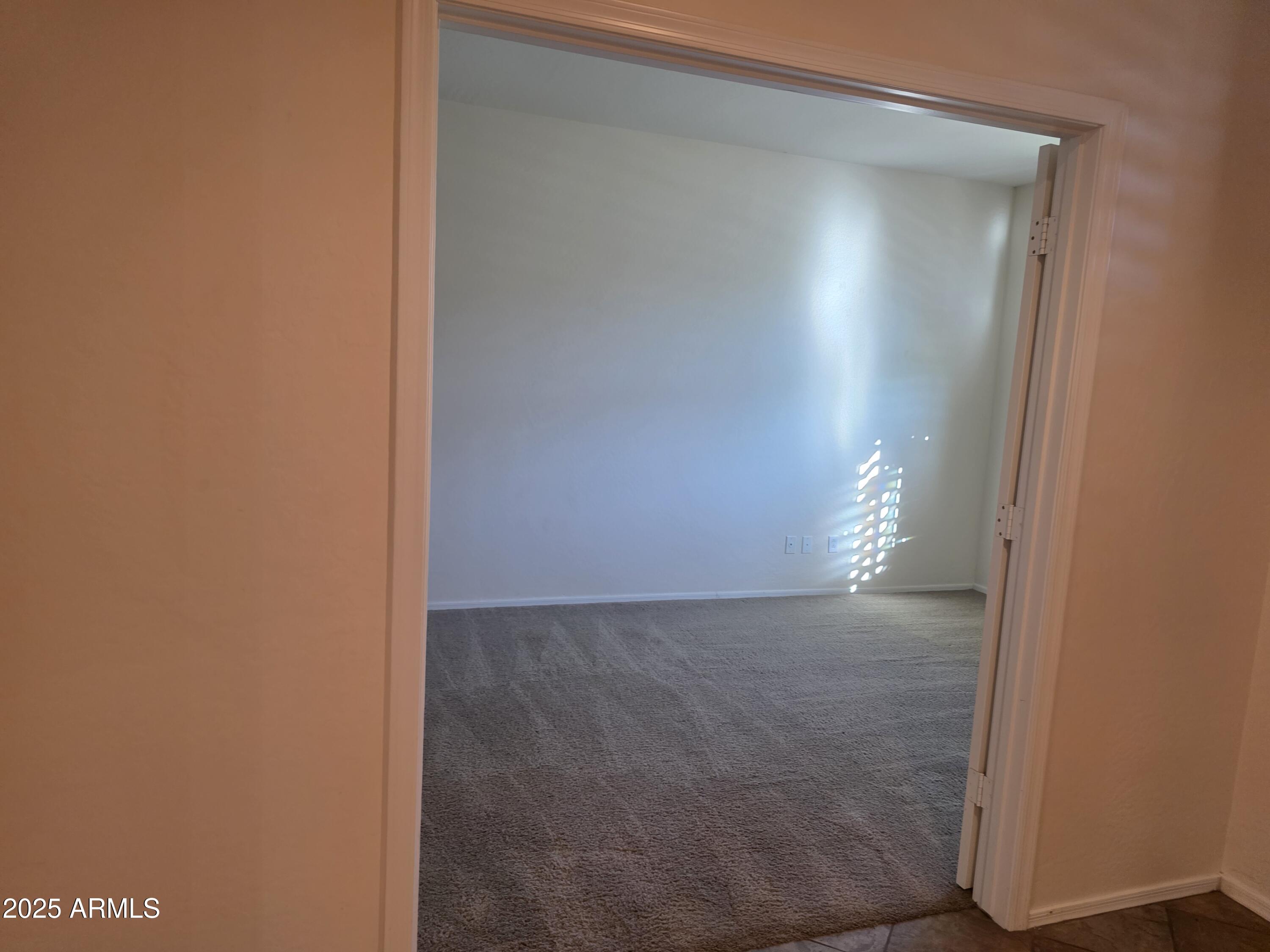 1162 E SPRINGFIELD Place