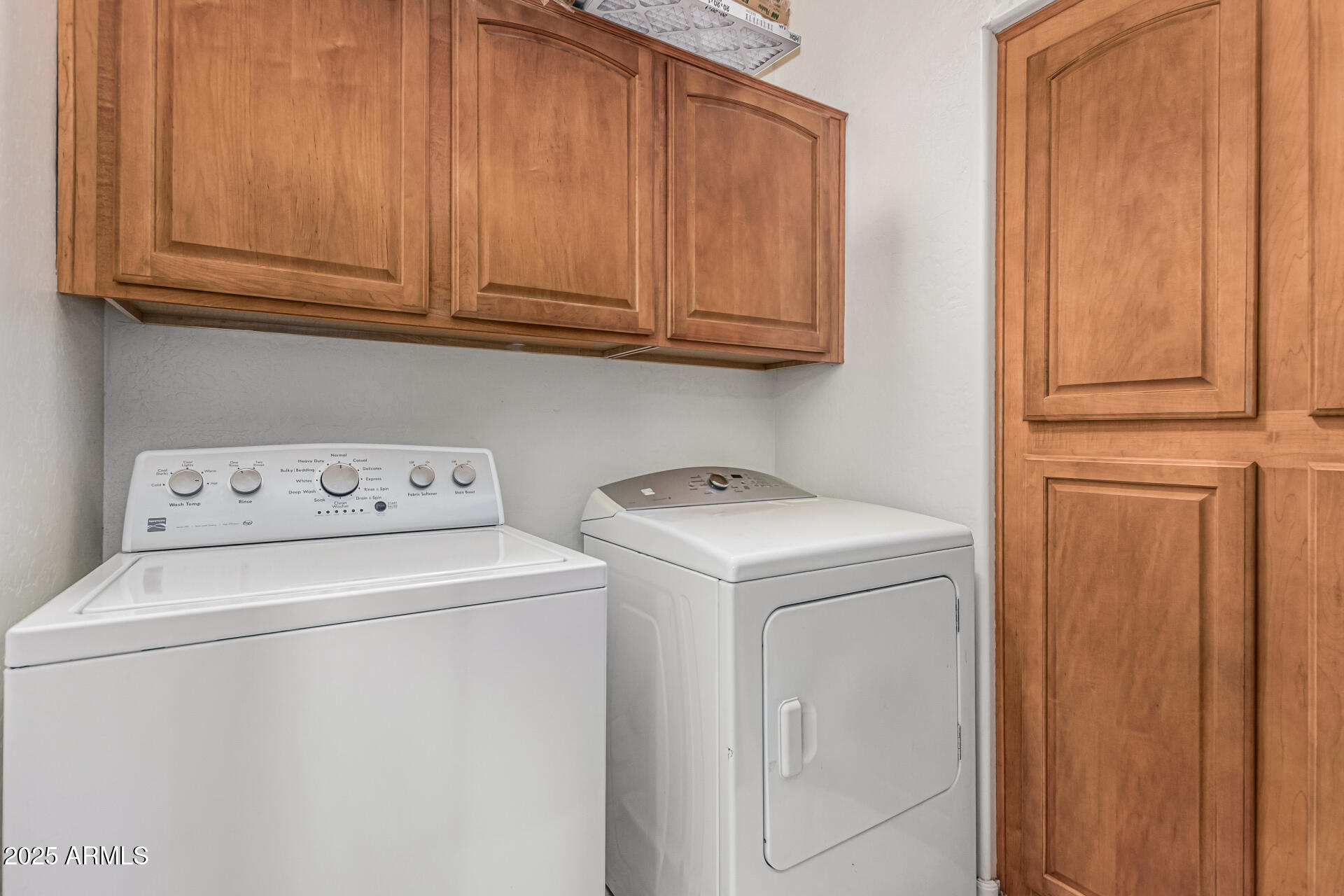 3326 E BLUEJAY Drive