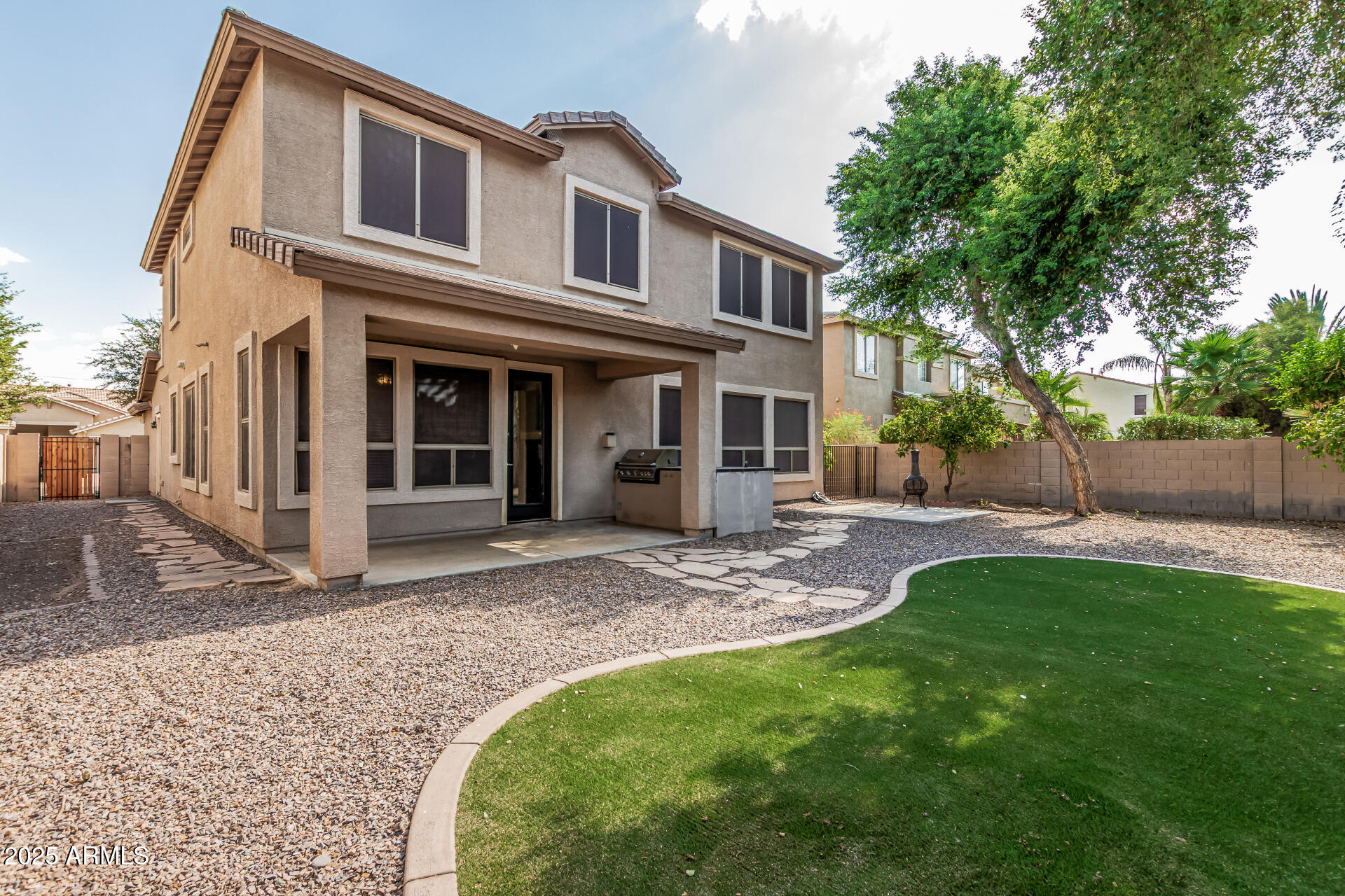 3326 E BLUEJAY Drive