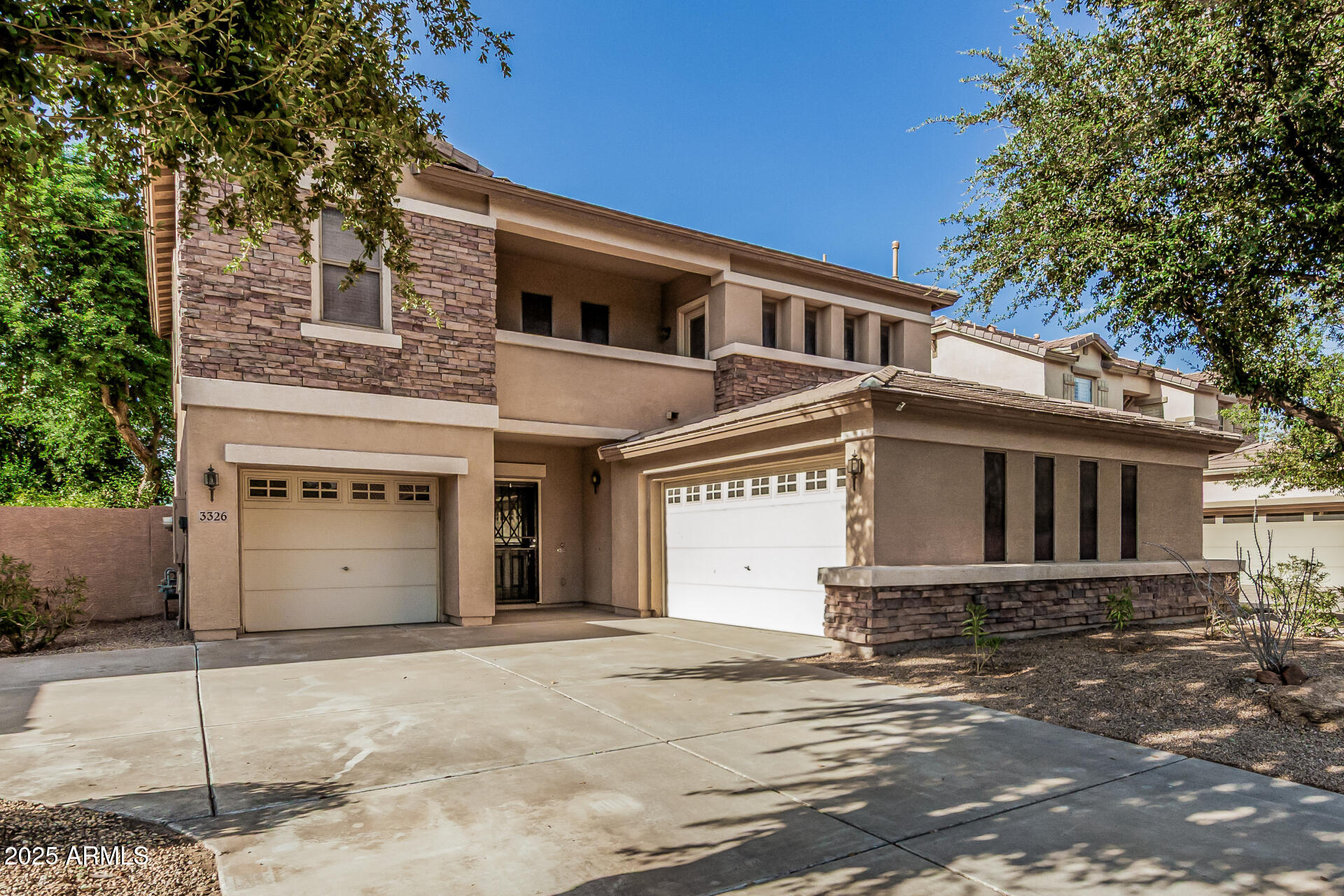 3326 E BLUEJAY Drive