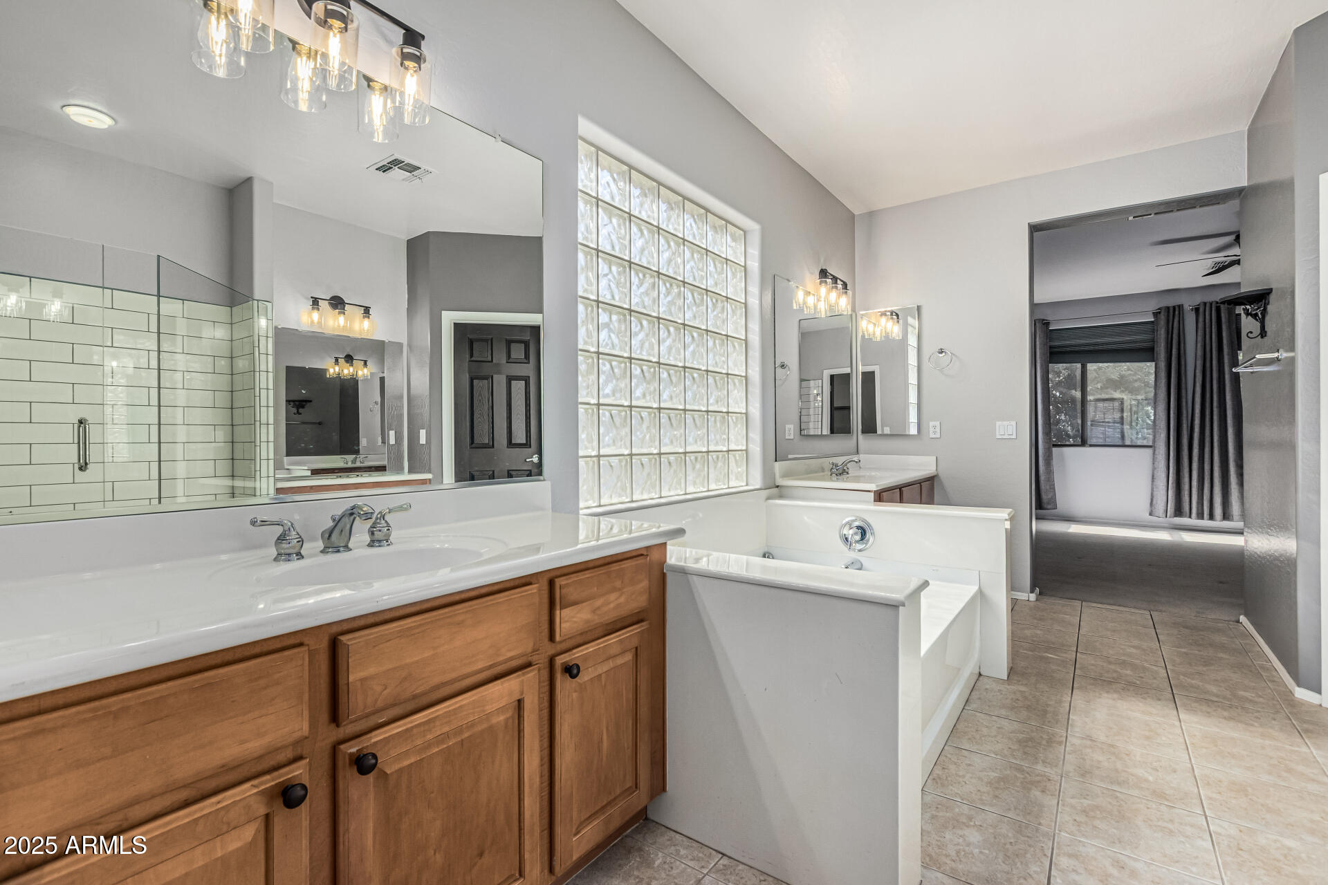 3326 E BLUEJAY Drive