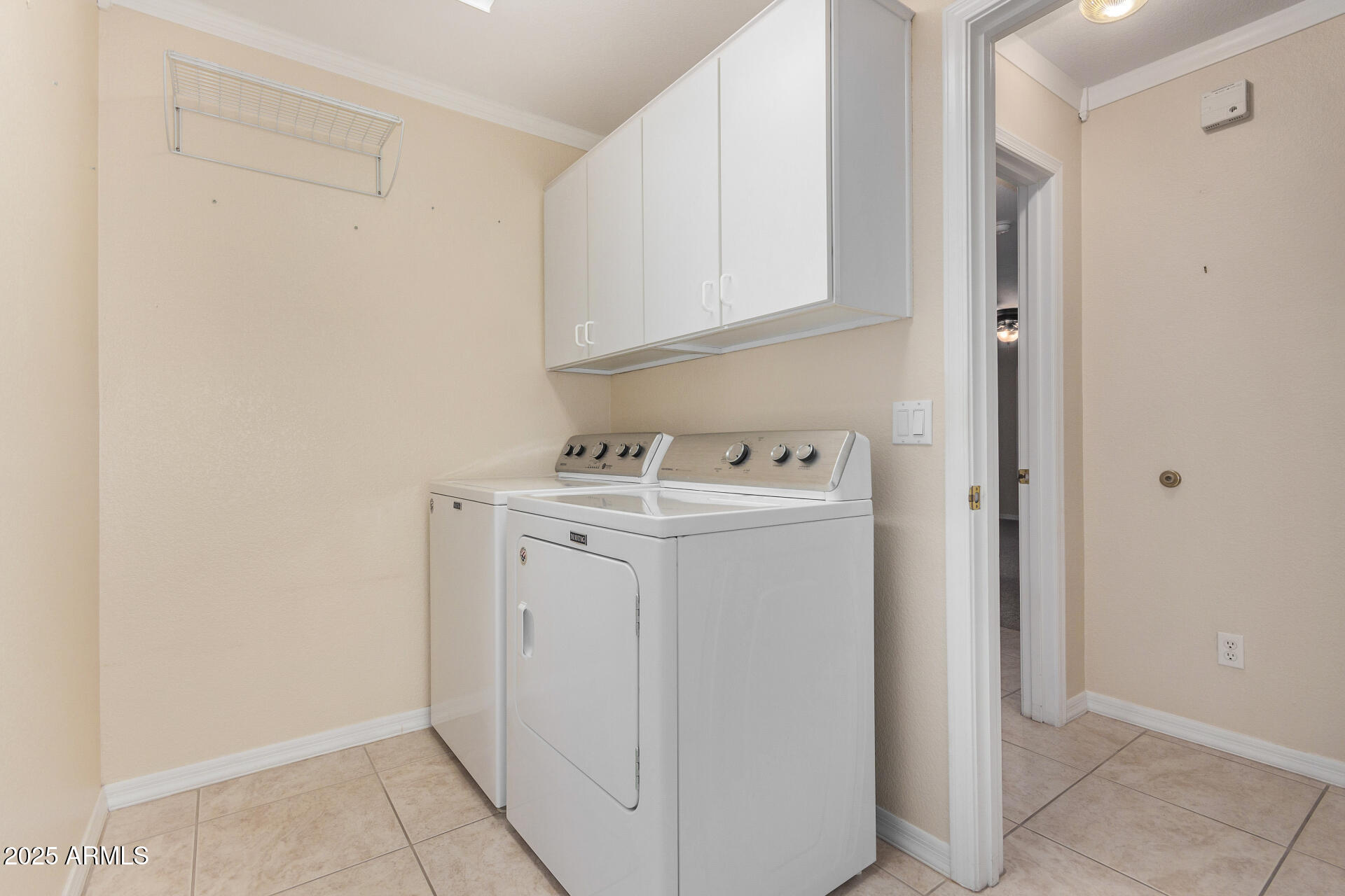 3920 E RUNAWAY BAY Place