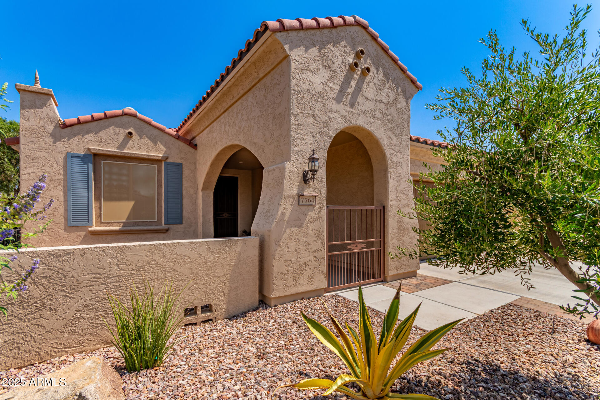 7564 W AUTUMN VISTA Way