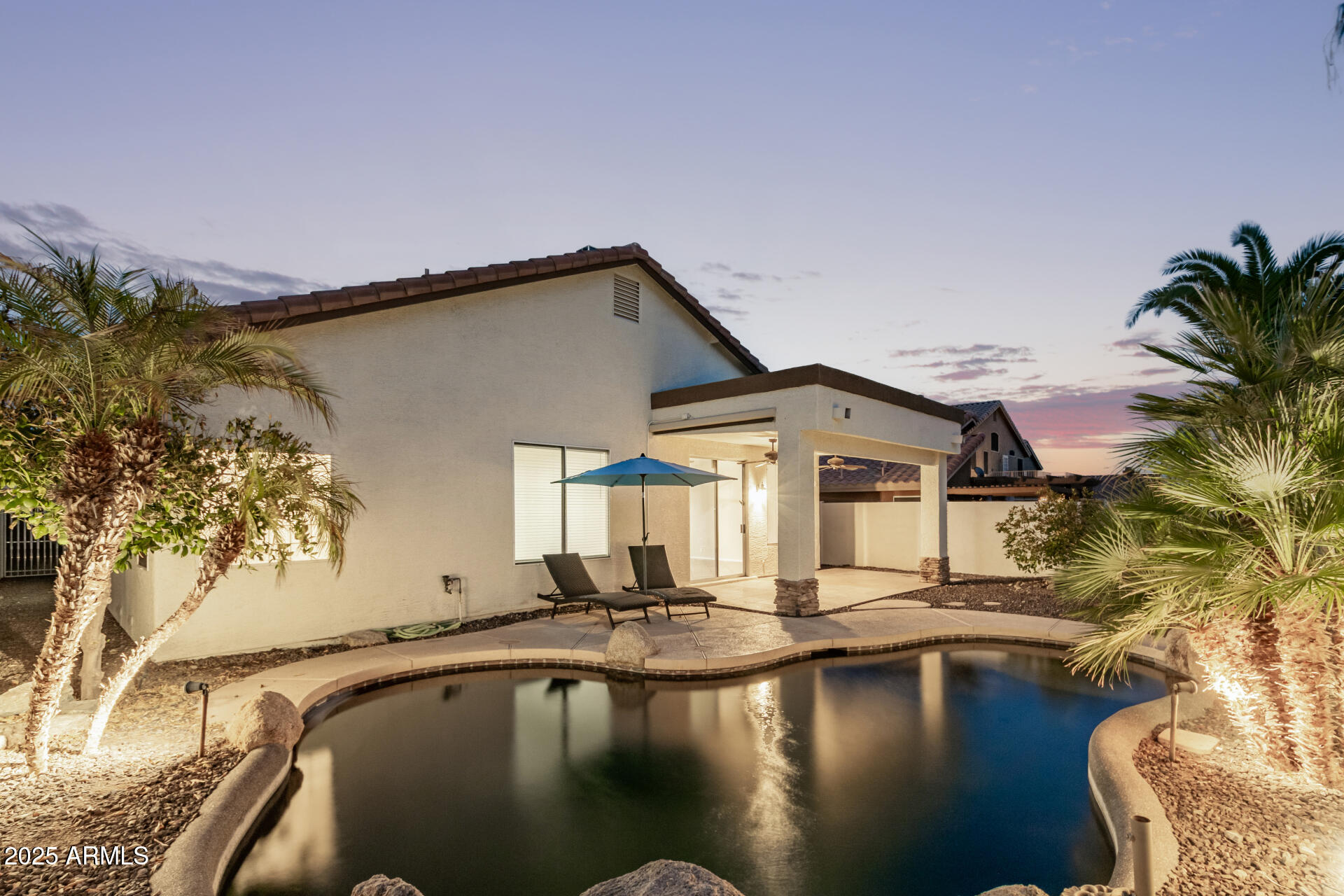 1009 E MOUNTAIN VISTA Drive