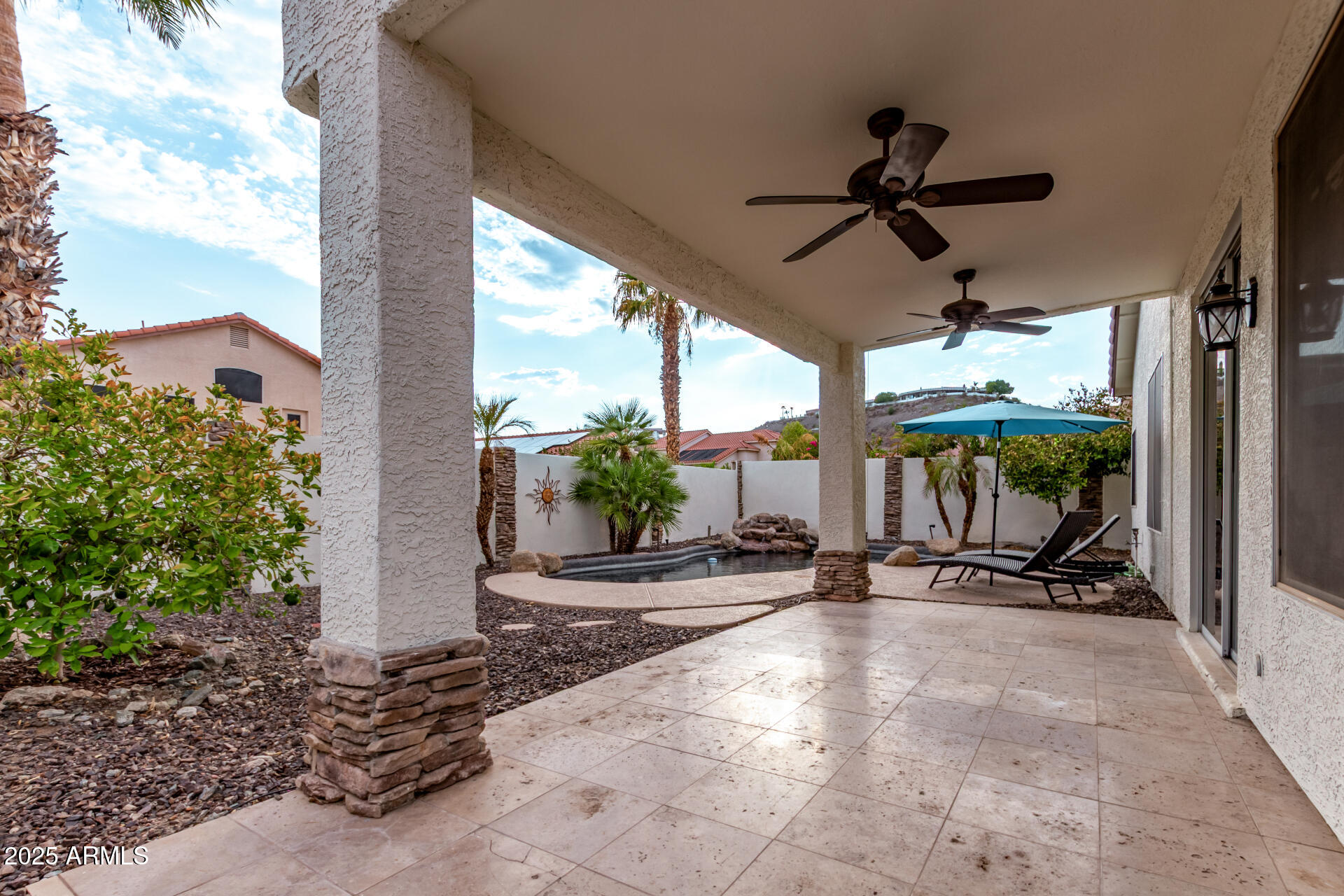 1009 E MOUNTAIN VISTA Drive