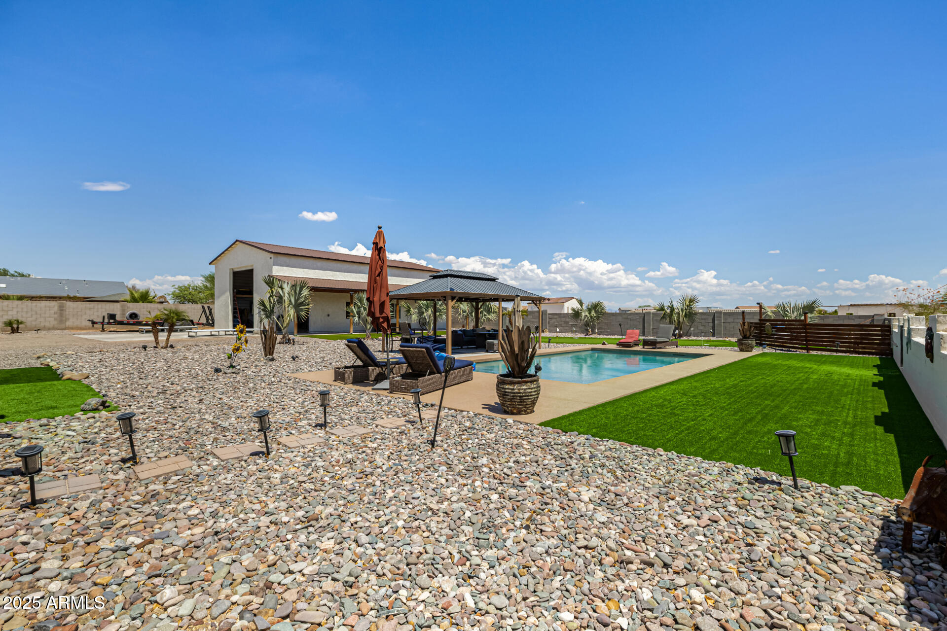 750 W ZION Lane