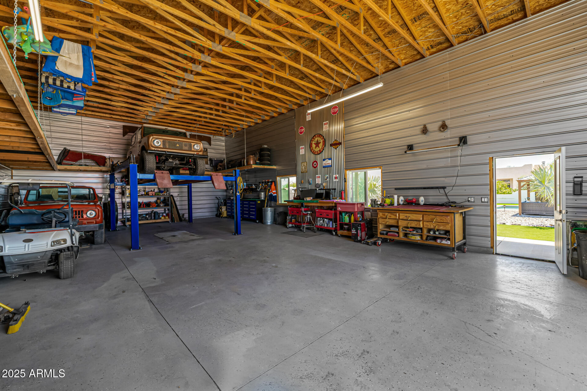 750 W ZION Lane