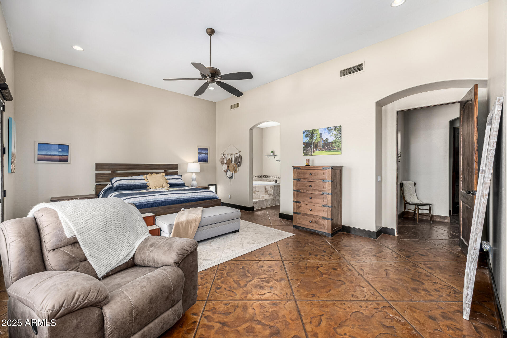 750 W ZION Lane