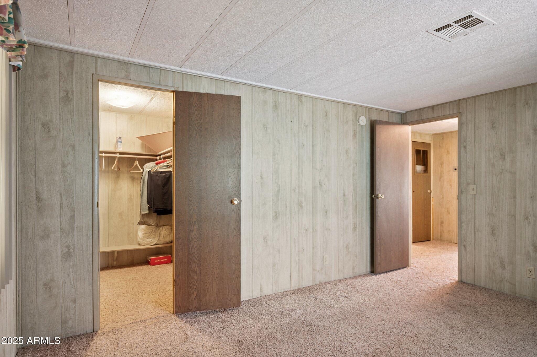 2230 N SILVERTON Street