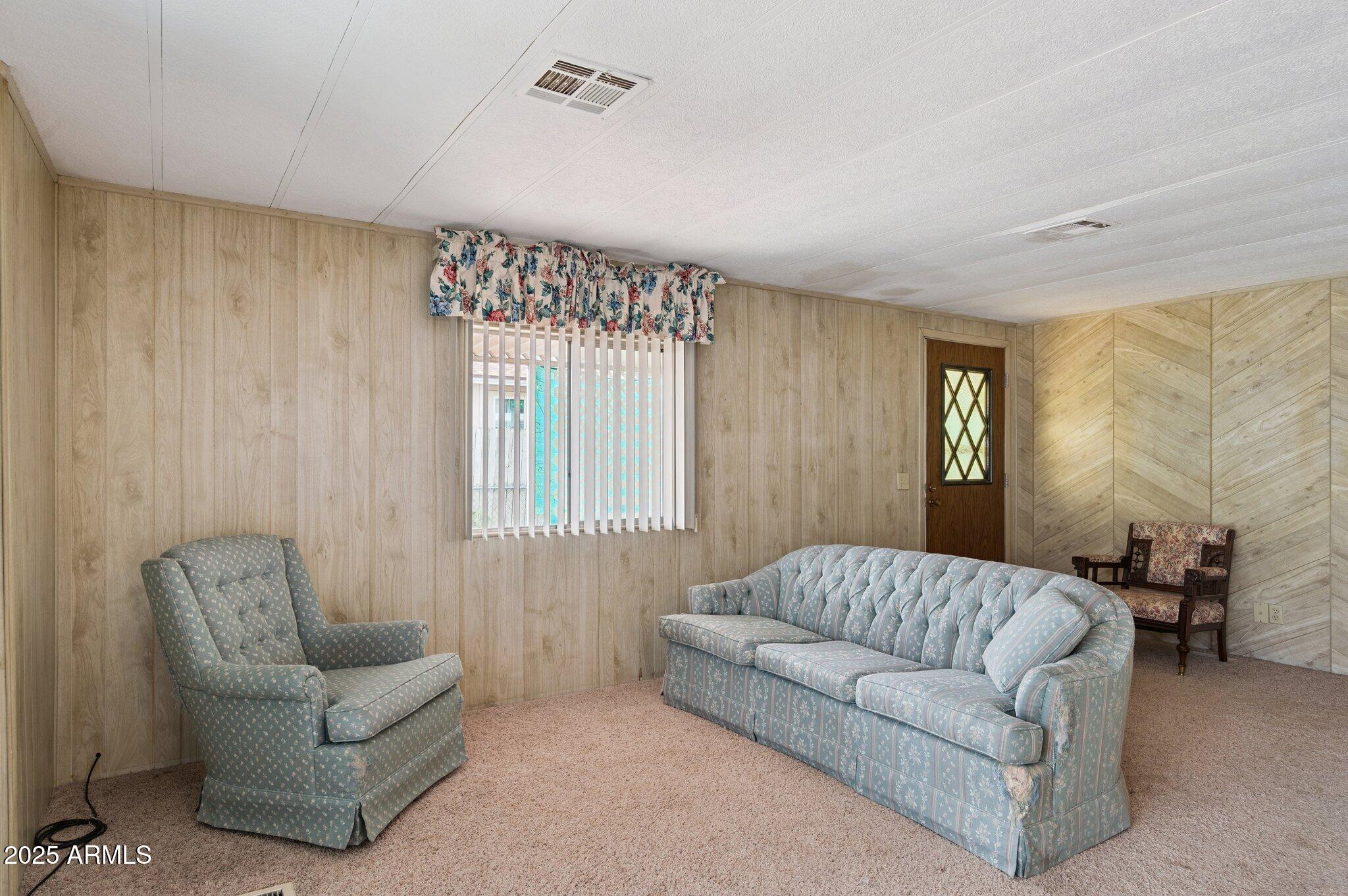 2230 N SILVERTON Street