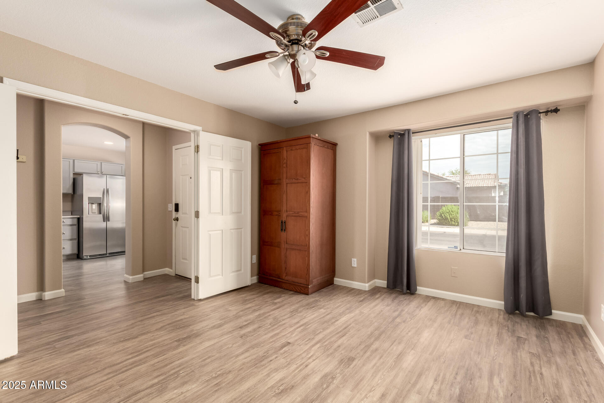 757 E WILDHORSE Drive