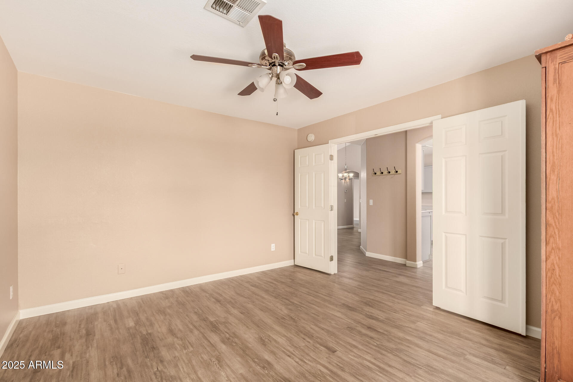 757 E WILDHORSE Drive