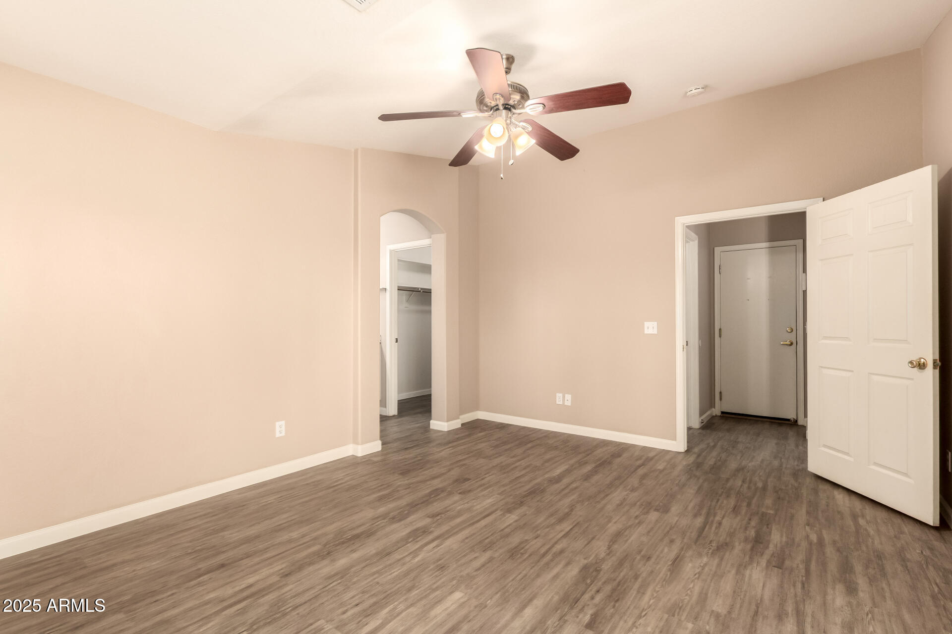 757 E WILDHORSE Drive