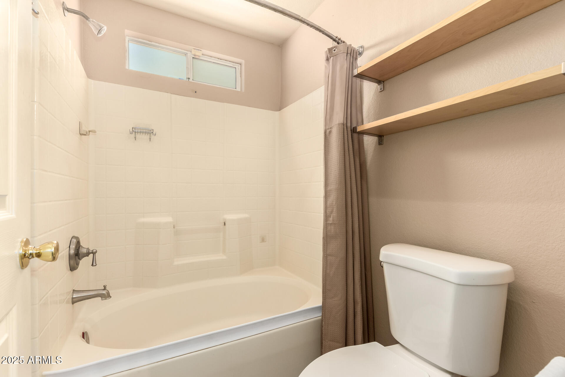 757 E WILDHORSE Drive