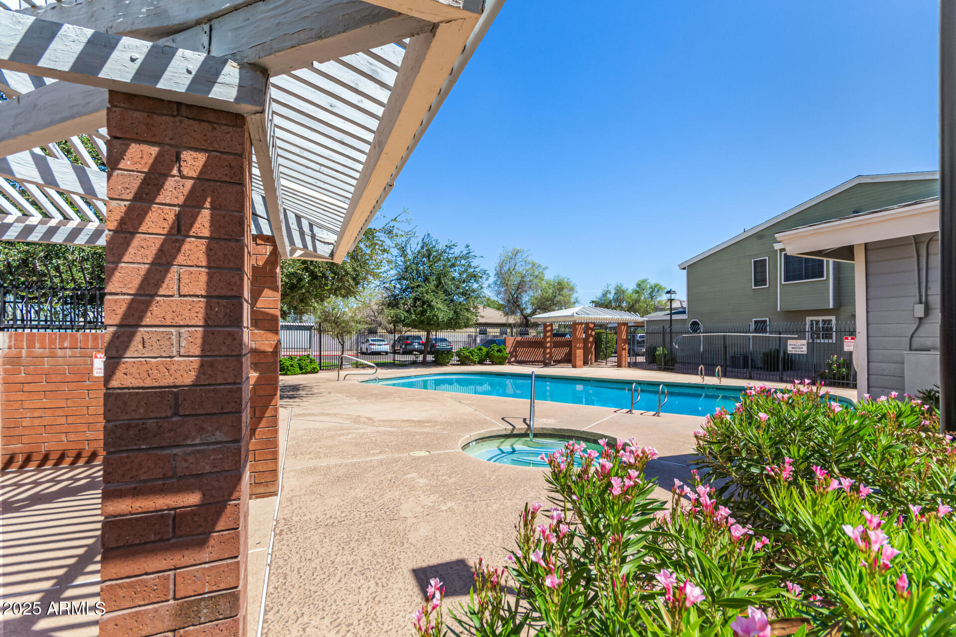 2301 E UNIVERSITY Drive, 209