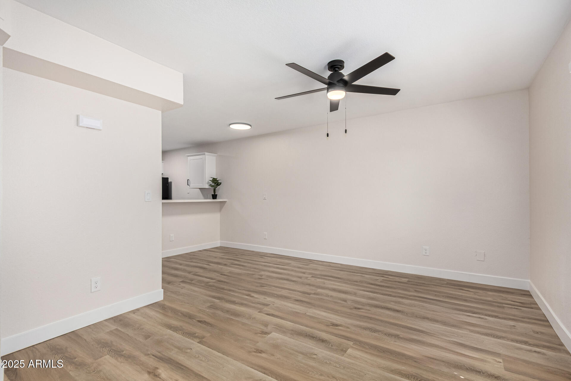 2301 E UNIVERSITY Drive, 209