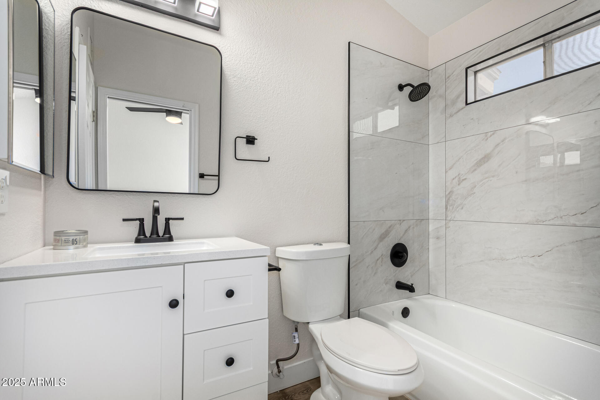 2301 E UNIVERSITY Drive, 209