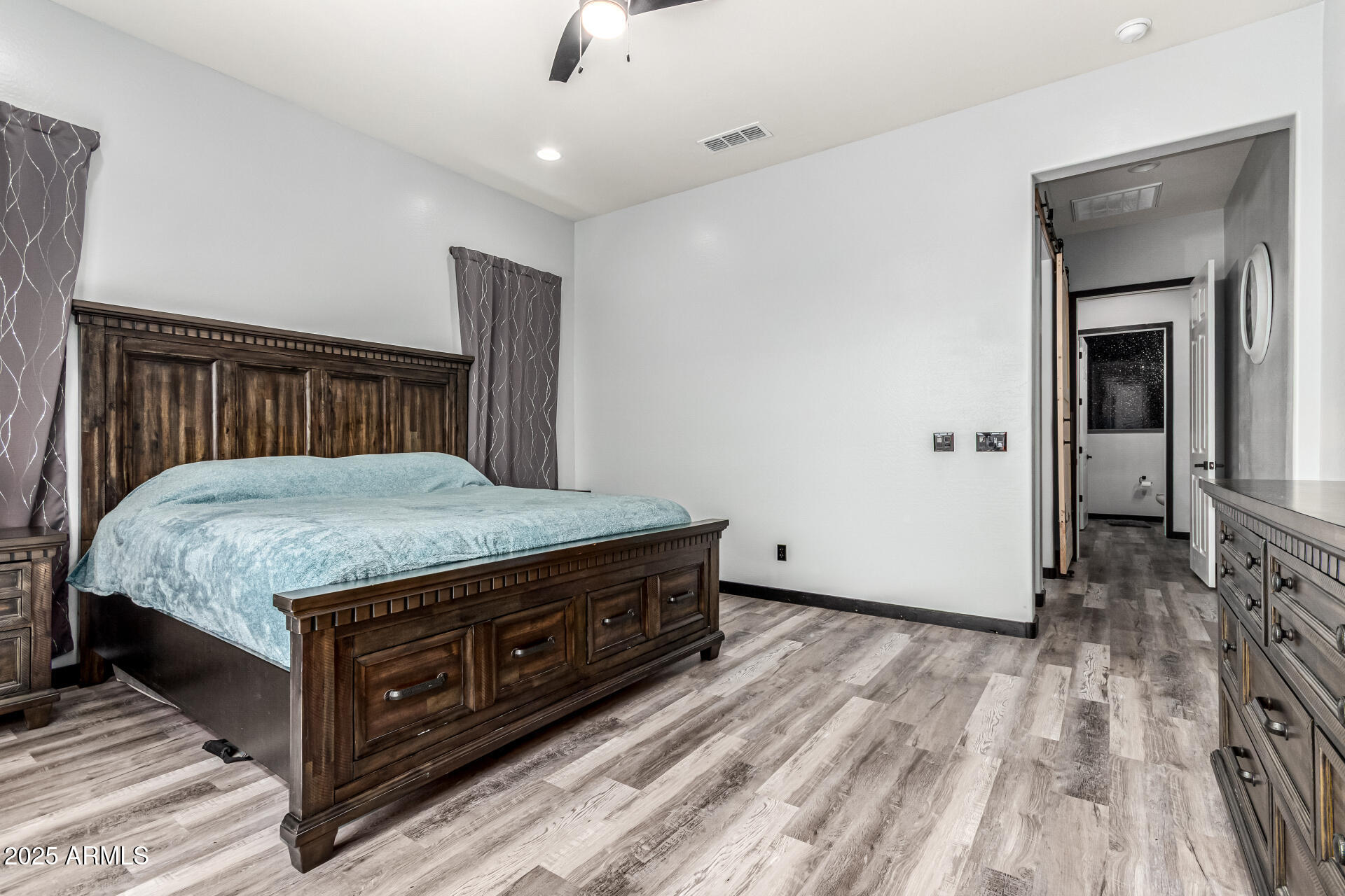 8197 W MERRIWEATHER Way