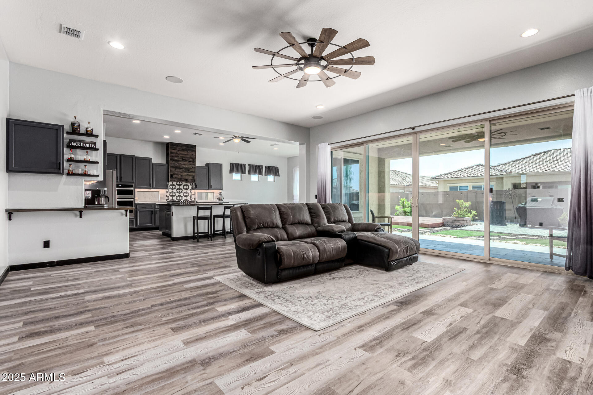 8197 W MERRIWEATHER Way