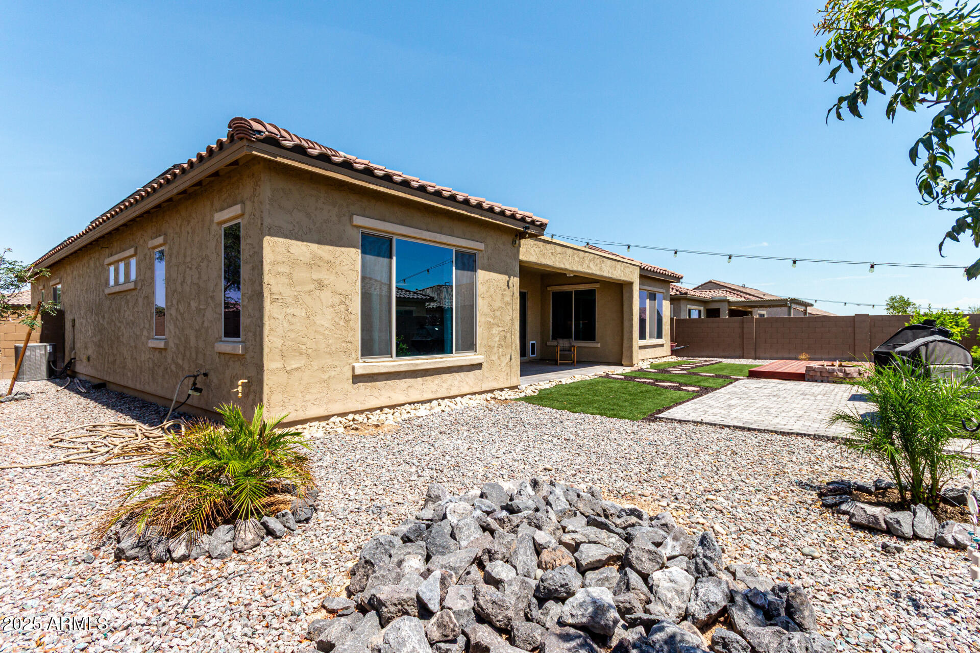 8197 W MERRIWEATHER Way