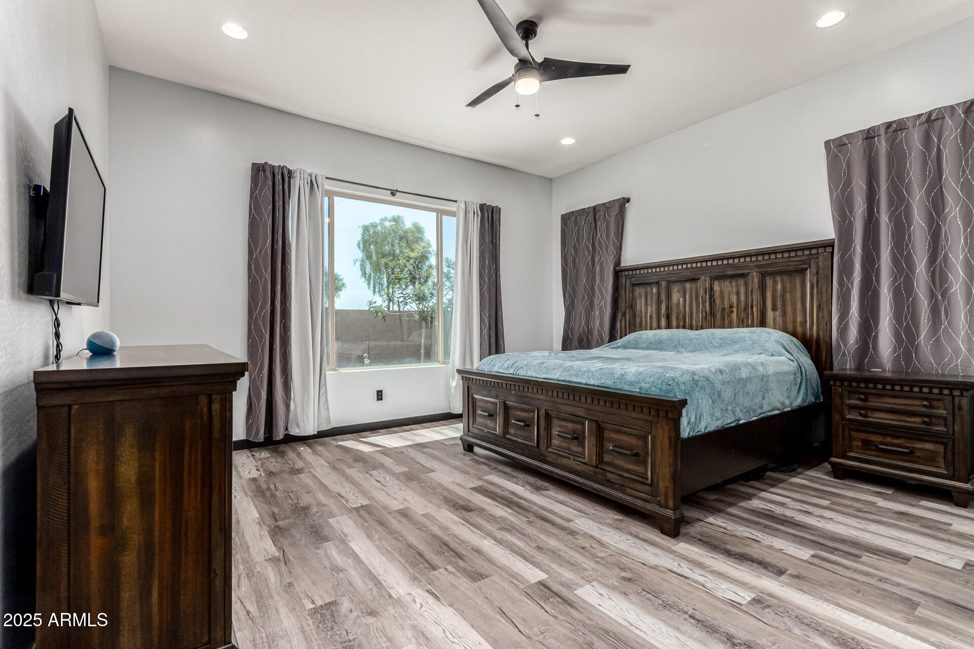 8197 W MERRIWEATHER Way