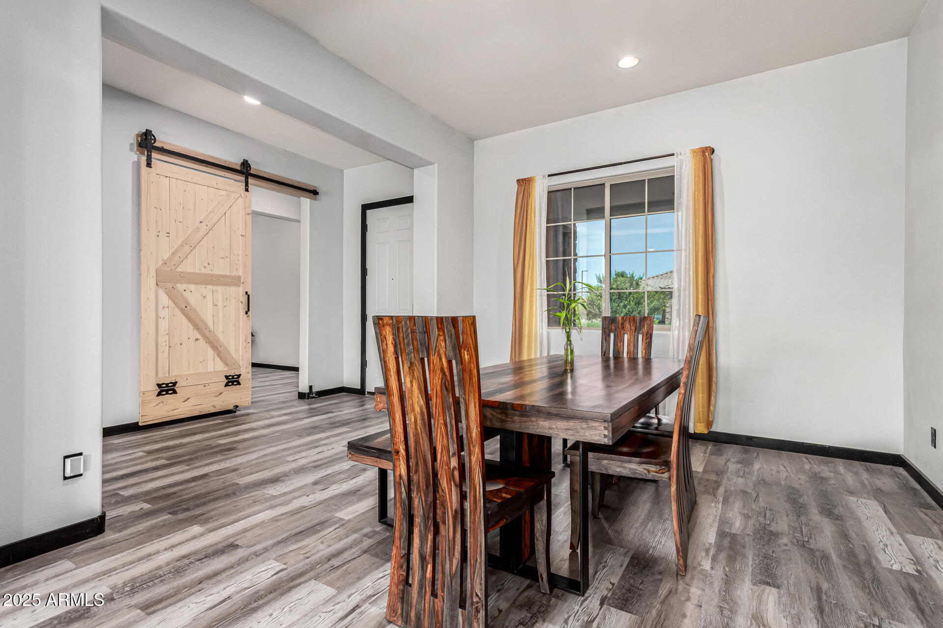 8197 W MERRIWEATHER Way