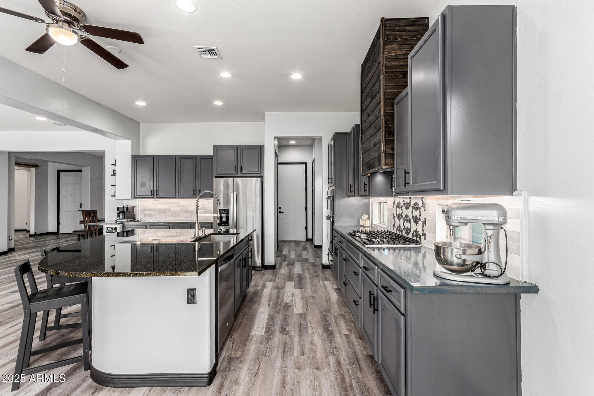 8197 W MERRIWEATHER Way