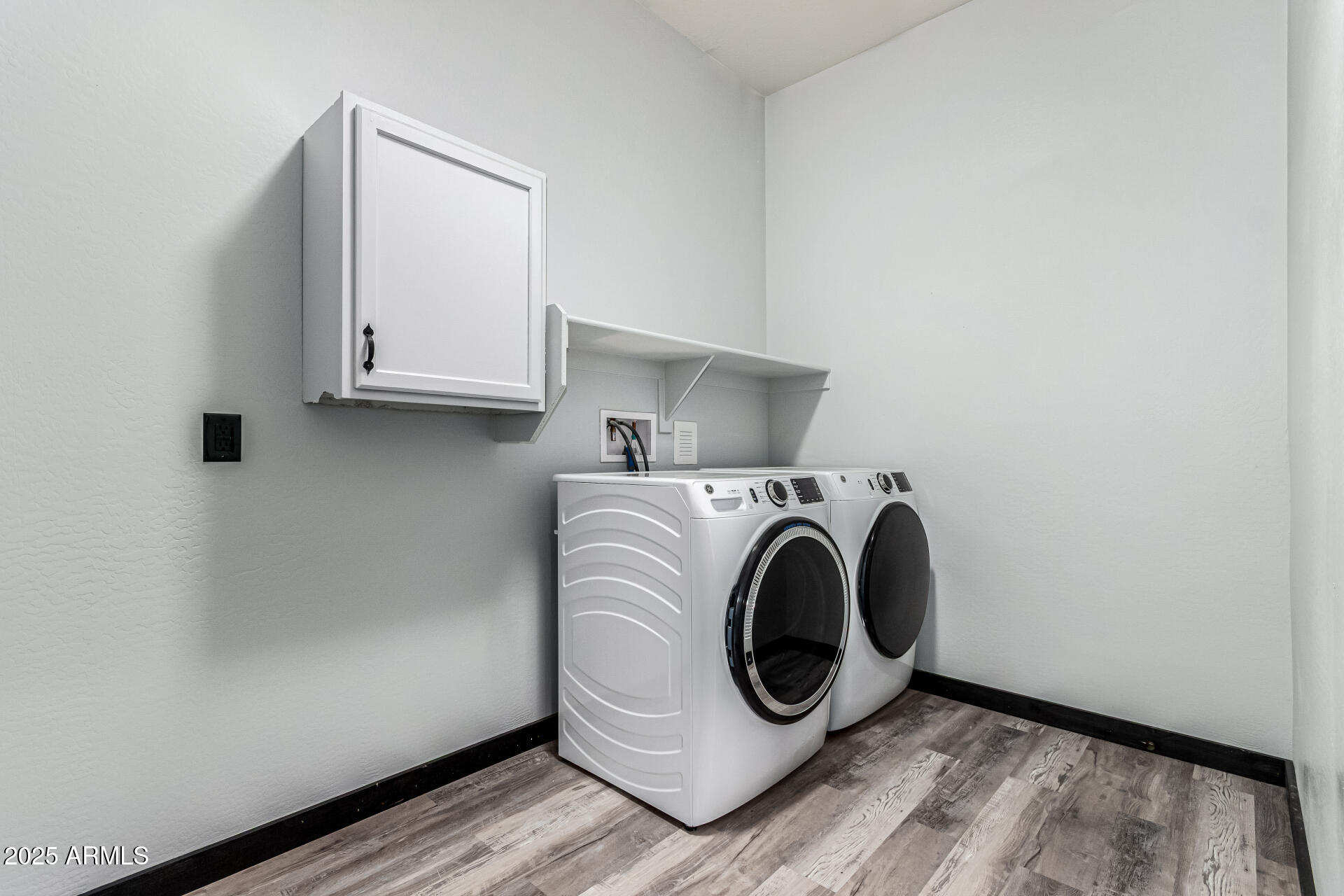 8197 W MERRIWEATHER Way