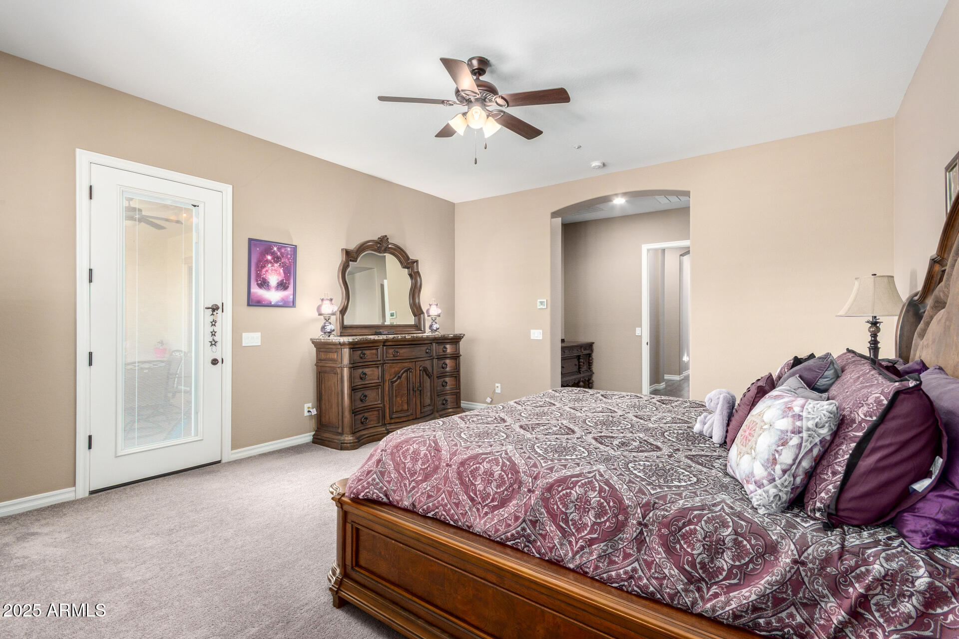 21959 E DESERT HILLS Drive