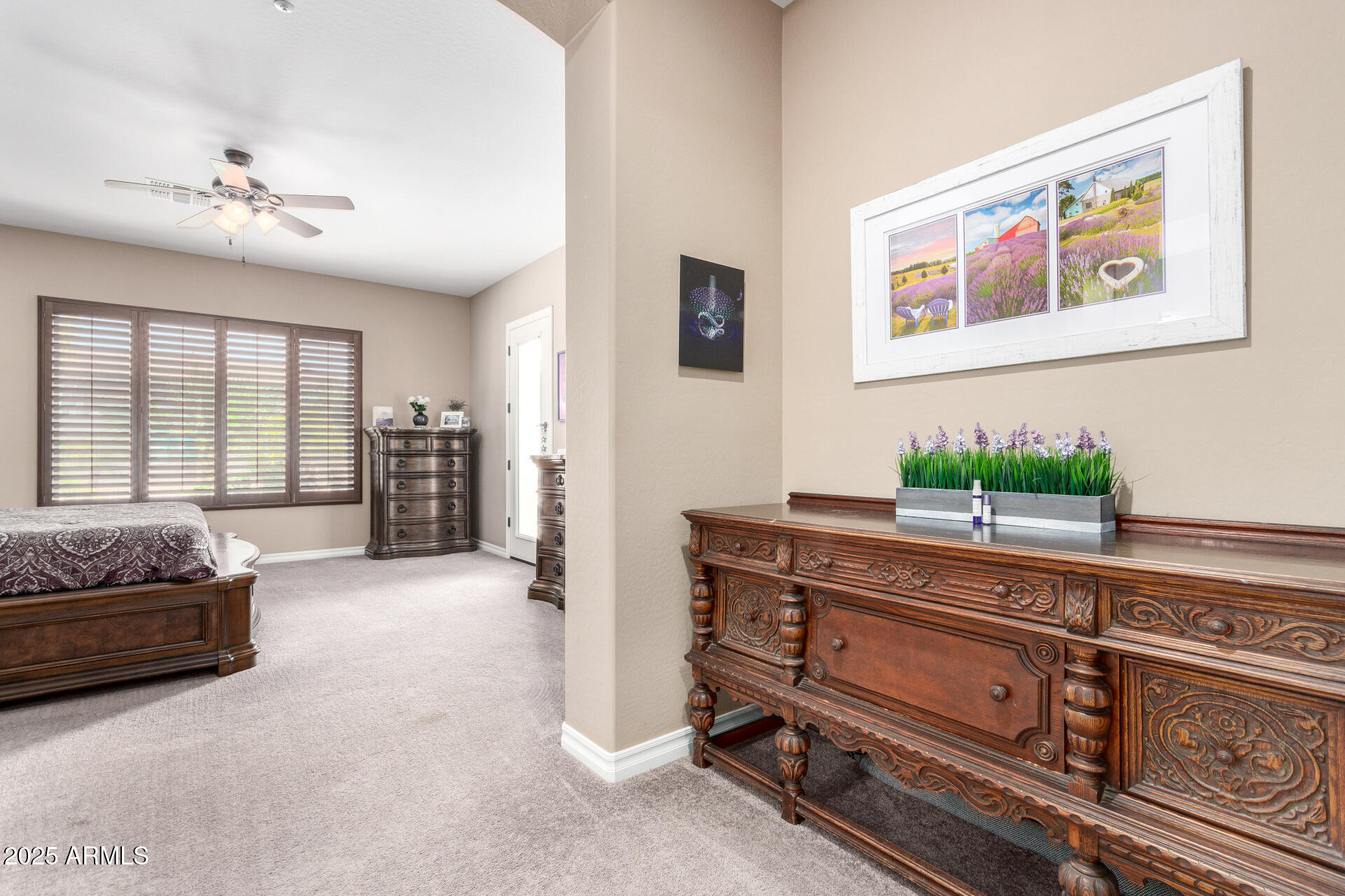 21959 E DESERT HILLS Drive