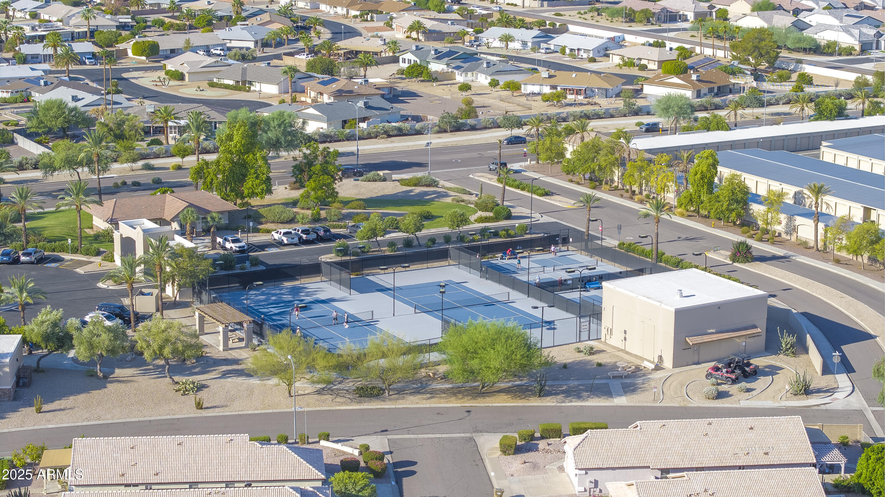 10528 W POTTER Drive