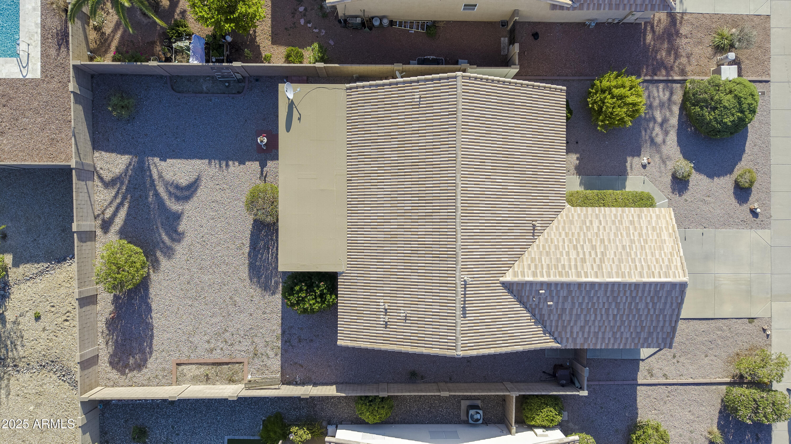 10528 W POTTER Drive