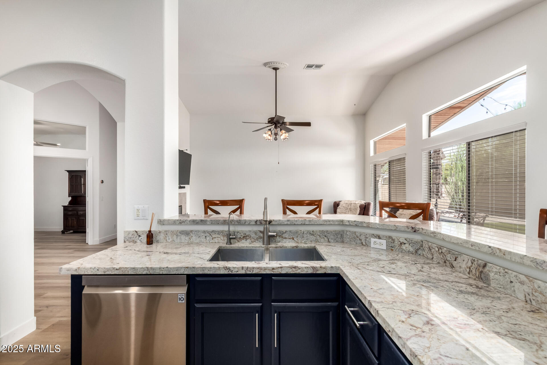 6965 E HACIENDA LA NORIA Lane