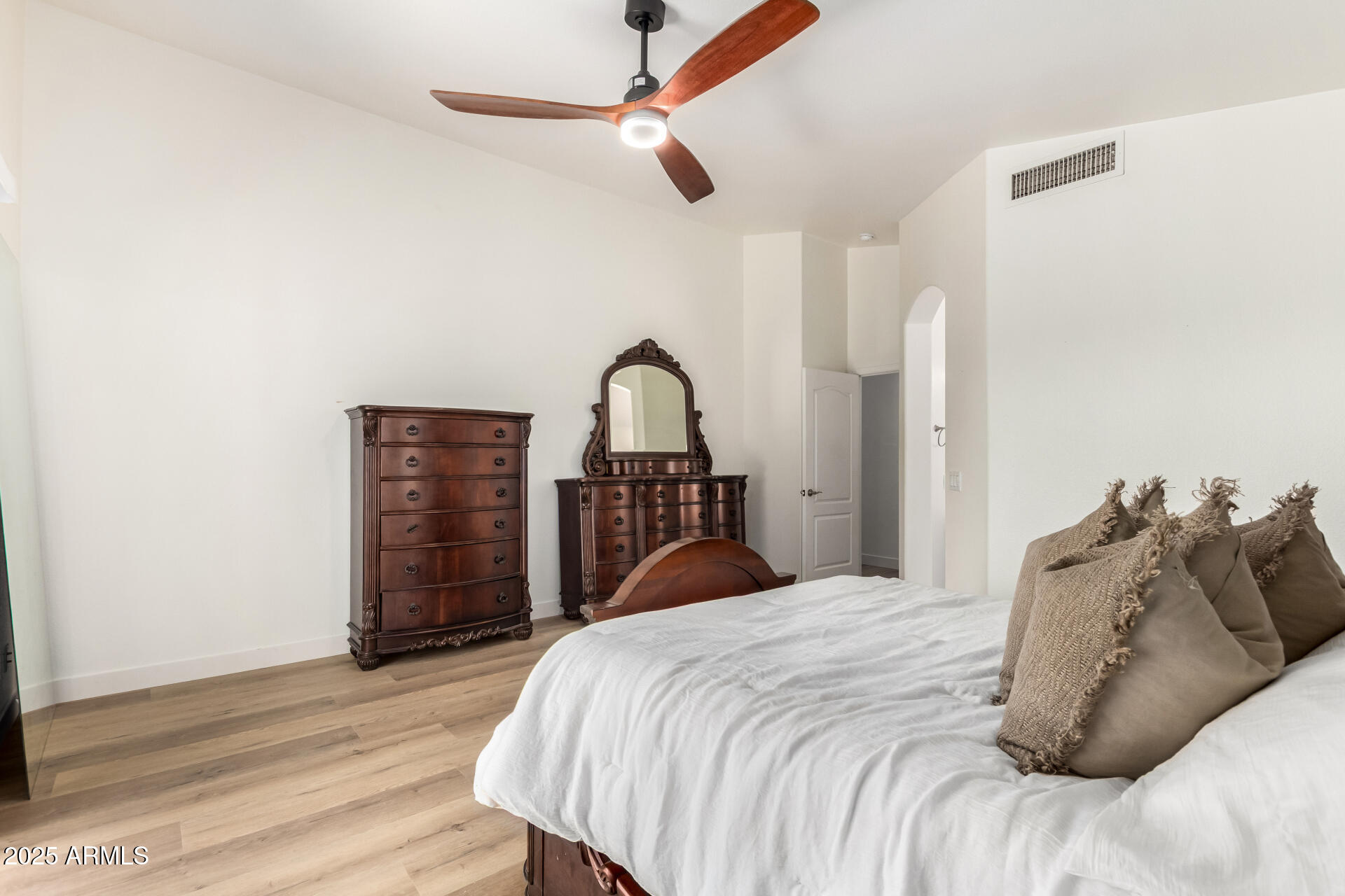 6965 E HACIENDA LA NORIA Lane