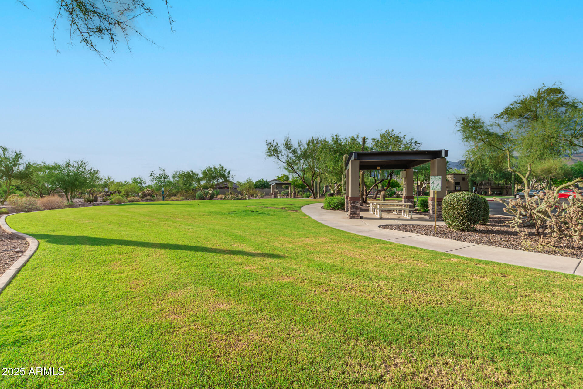 6965 E HACIENDA LA NORIA Lane