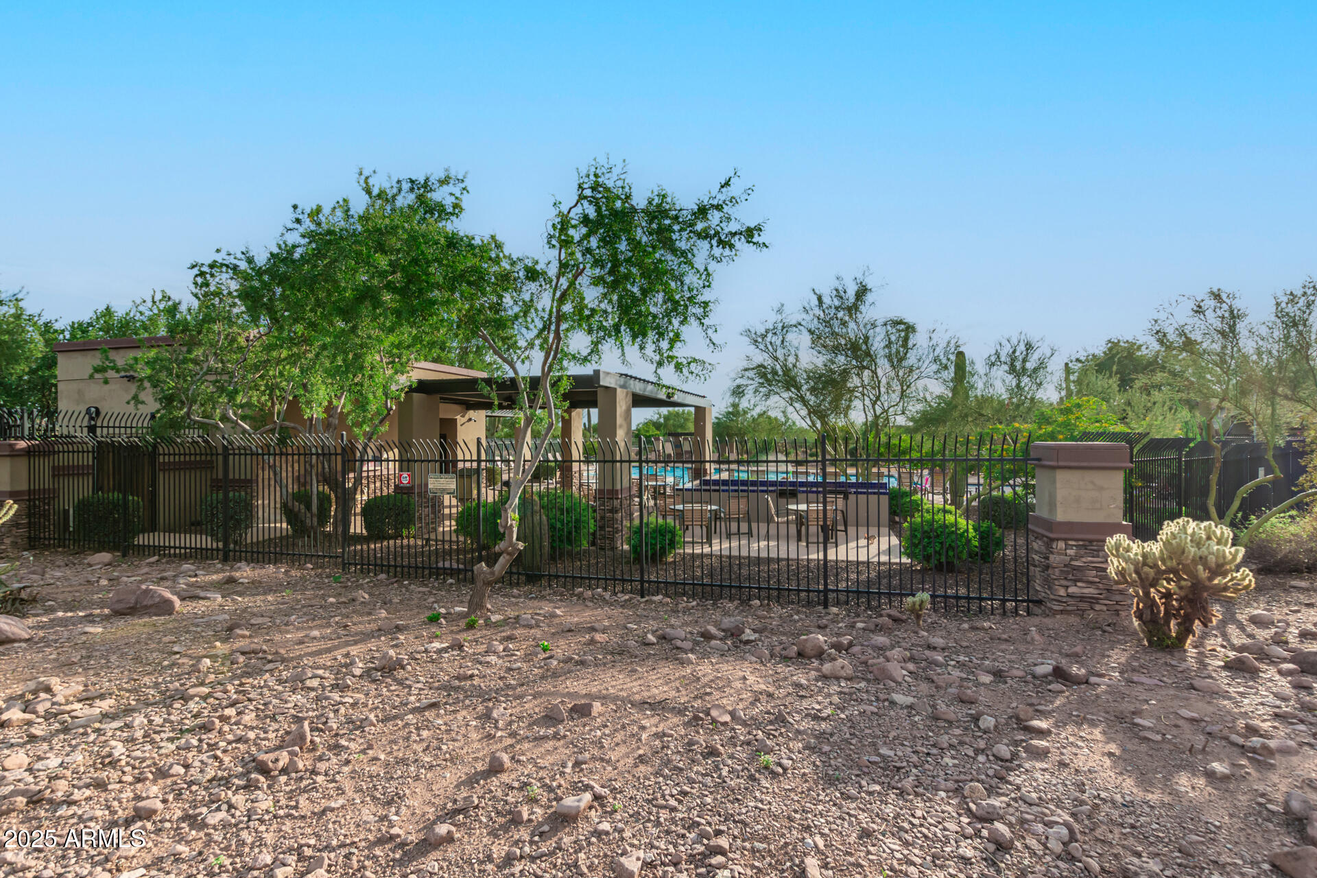 6965 E HACIENDA LA NORIA Lane