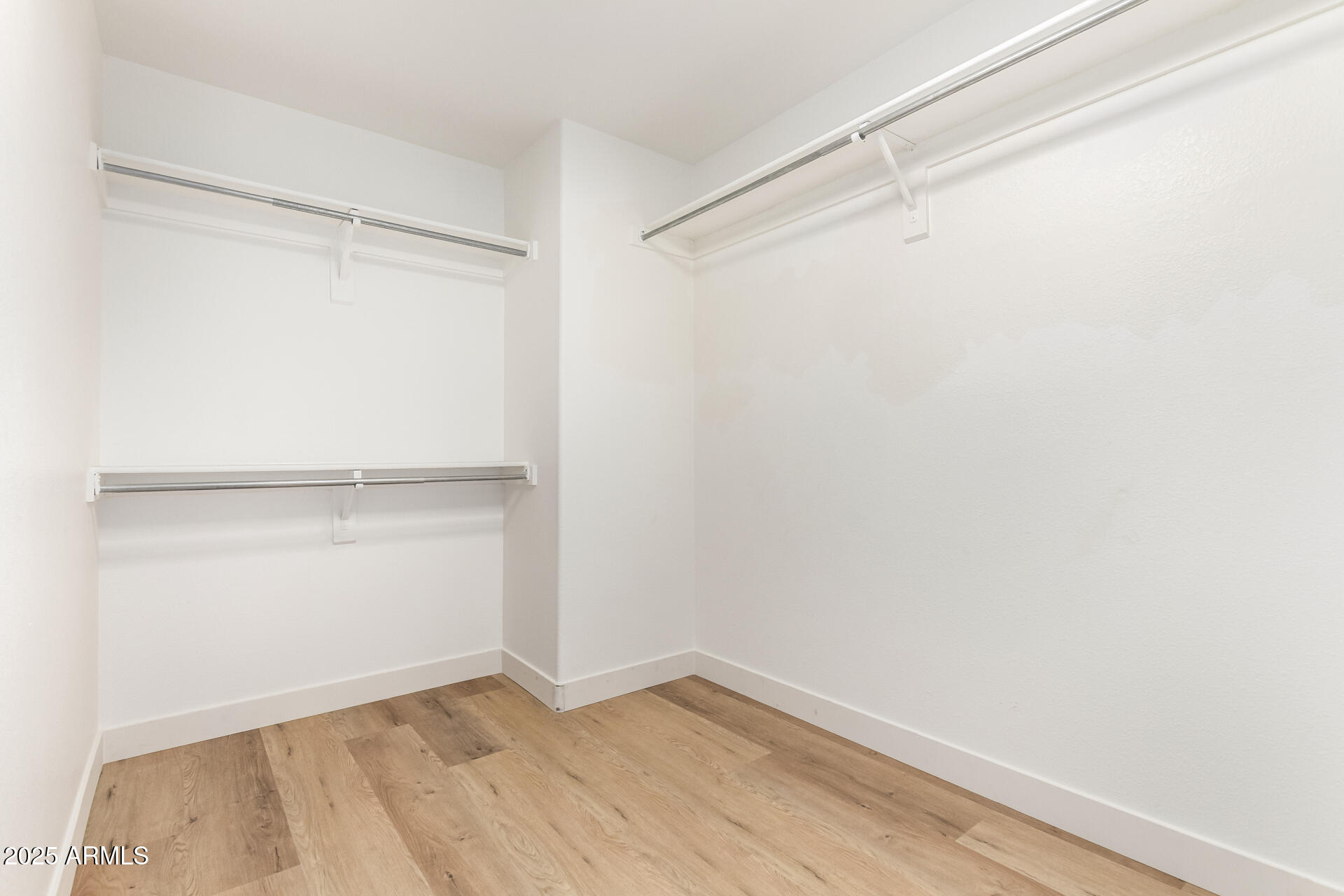 6965 E HACIENDA LA NORIA Lane