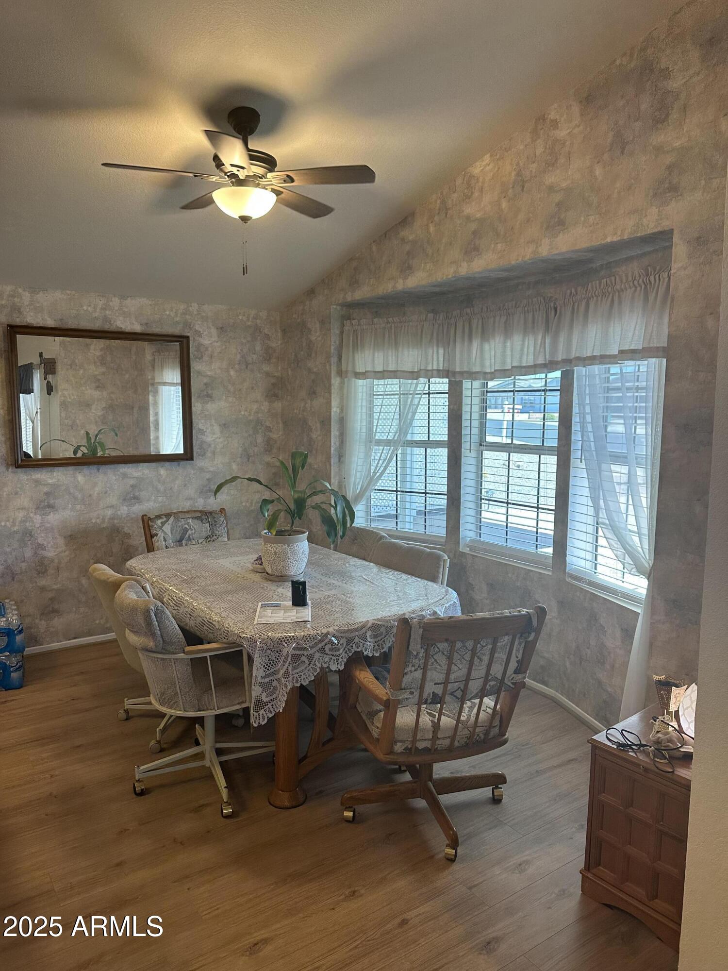 5808 E LOCKWOOD Street